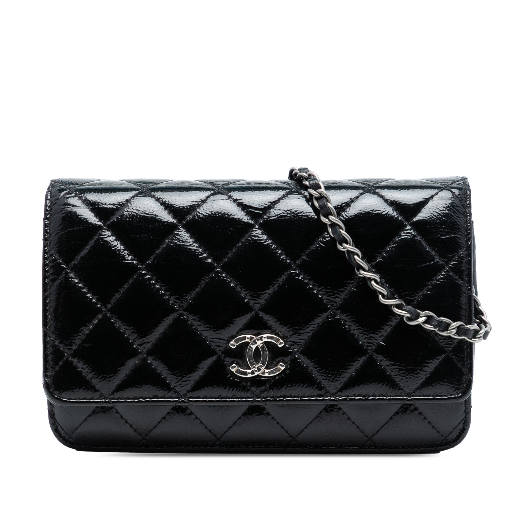 CC Quilted Patent Wallet On Chain