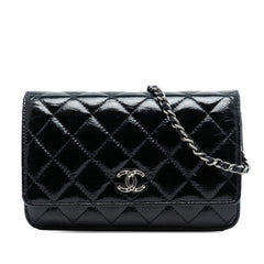 CC Quilted Patent Wallet On Chain