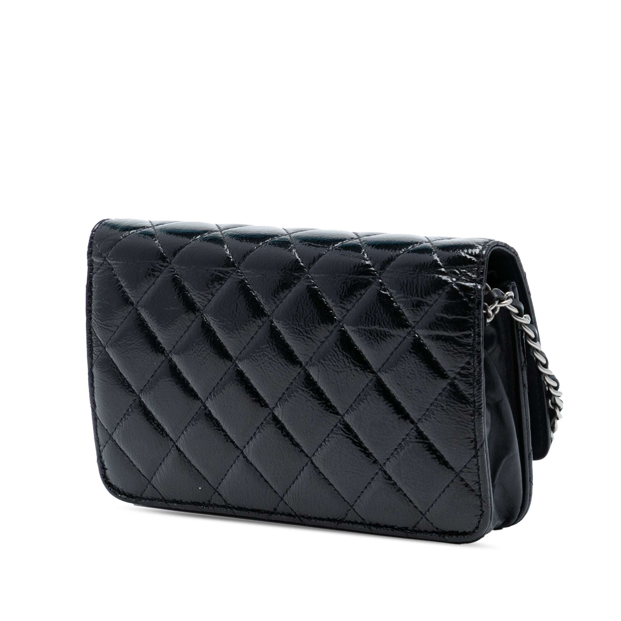 CC Quilted Patent Wallet On Chain