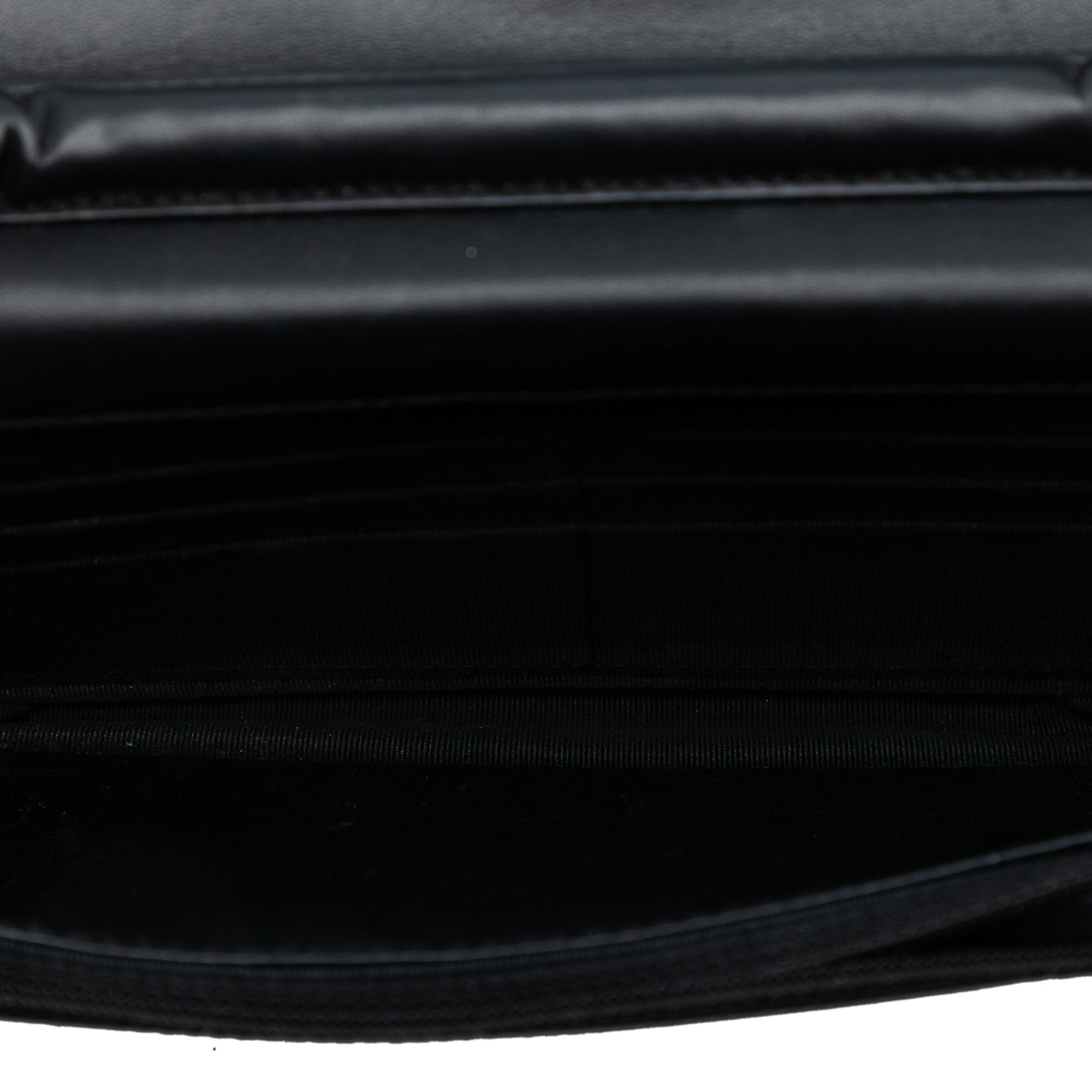 CC Quilted Patent Wallet On Chain