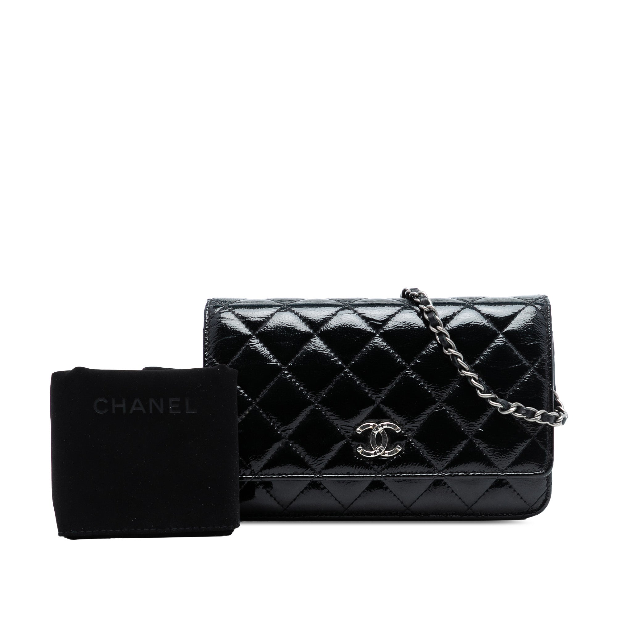 CC Quilted Patent Wallet On Chain