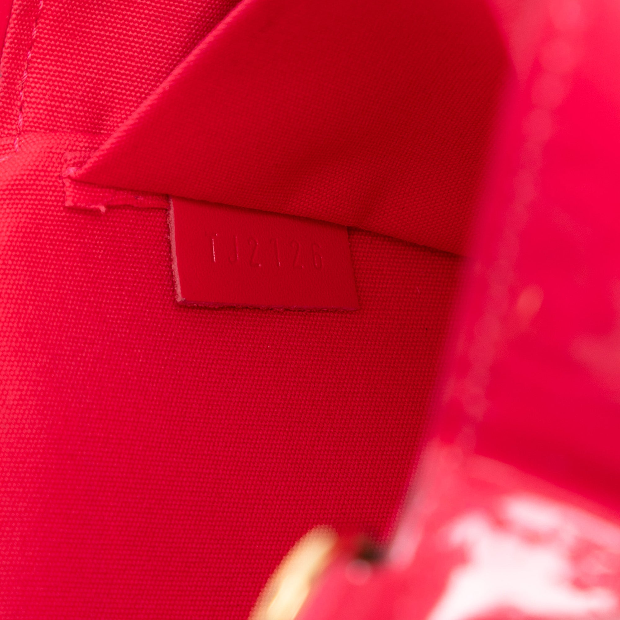 Monogram Vernis Pochette Felicie