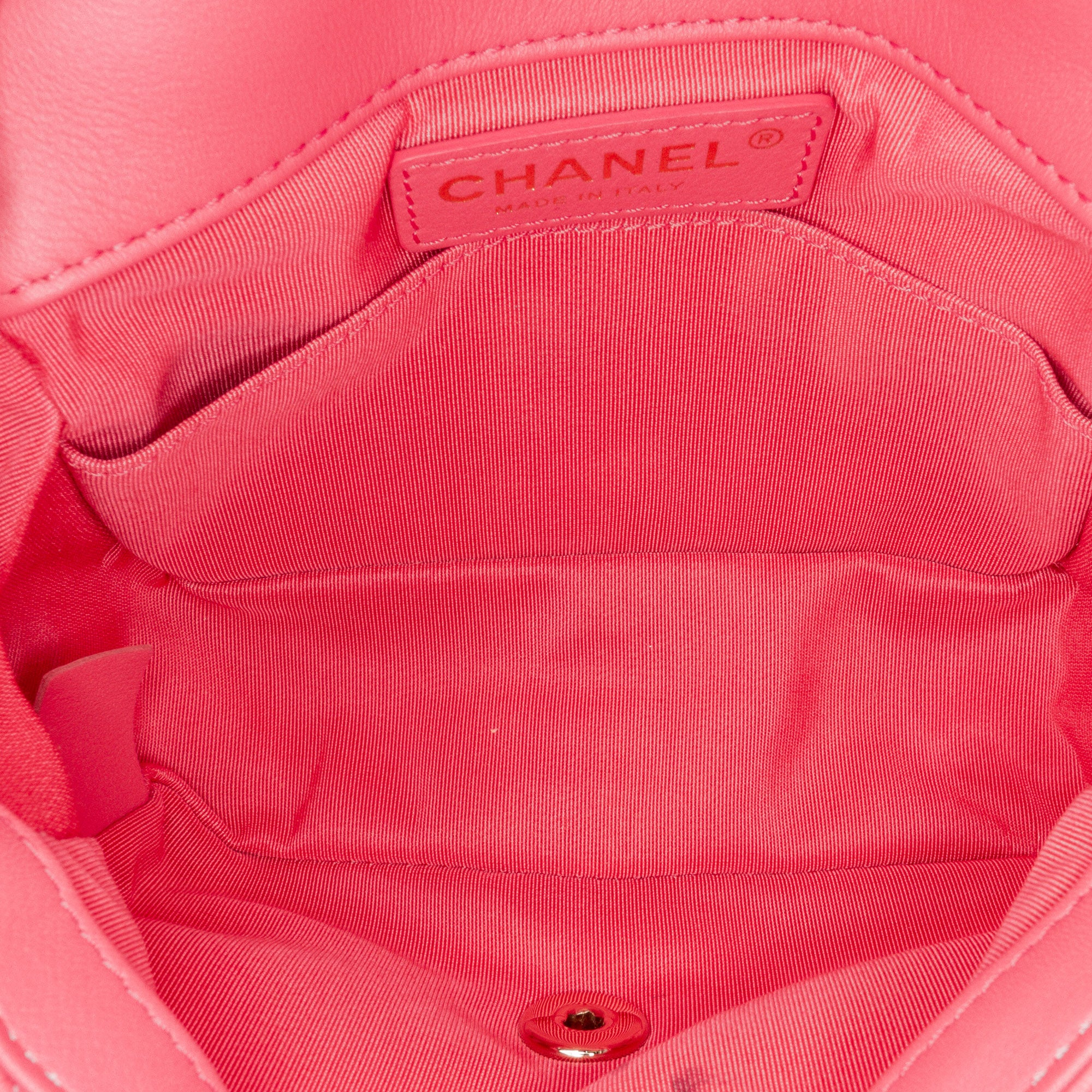 Mini Quilted Calfskin Bubbly Flap