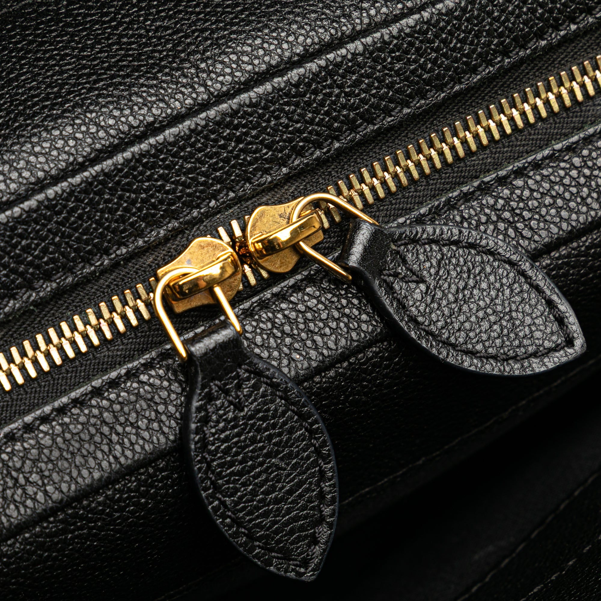 Monogram Empreinte Vosges MM