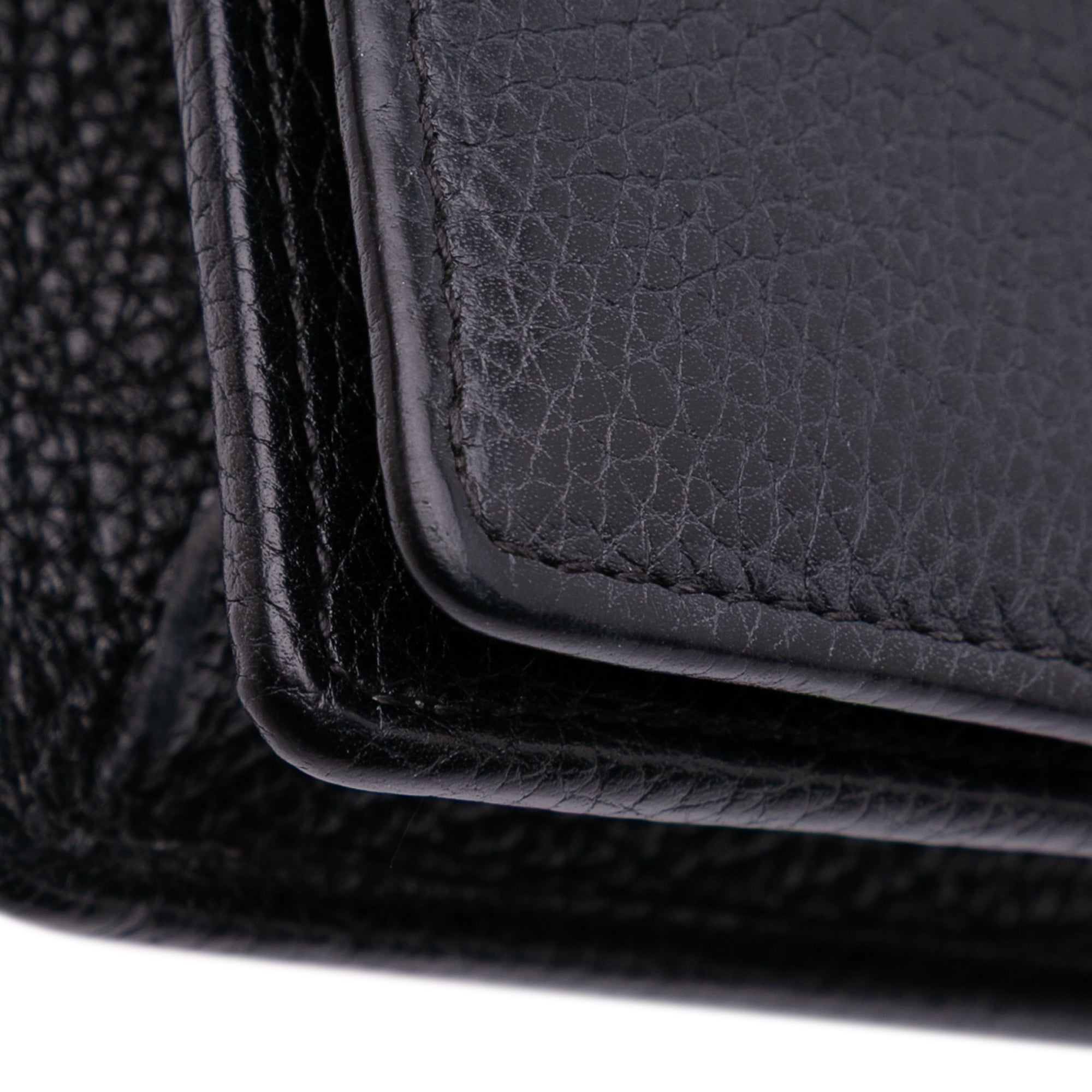 Leather Soho Wallet on Chain