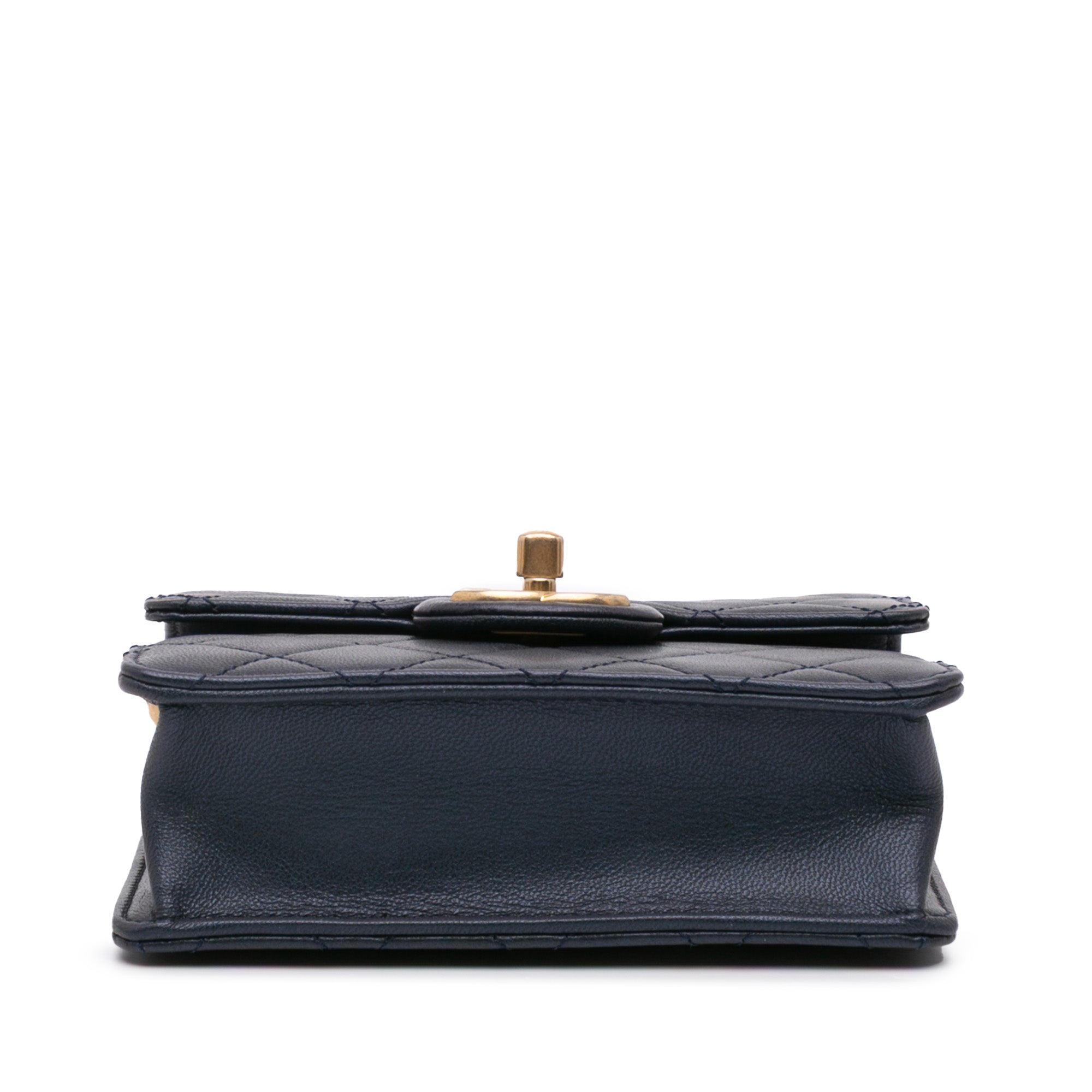 Small Lambskin Chic Pearls Flap