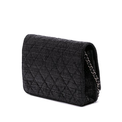 CC Quilted Crinkled Patent Wallet On Chain