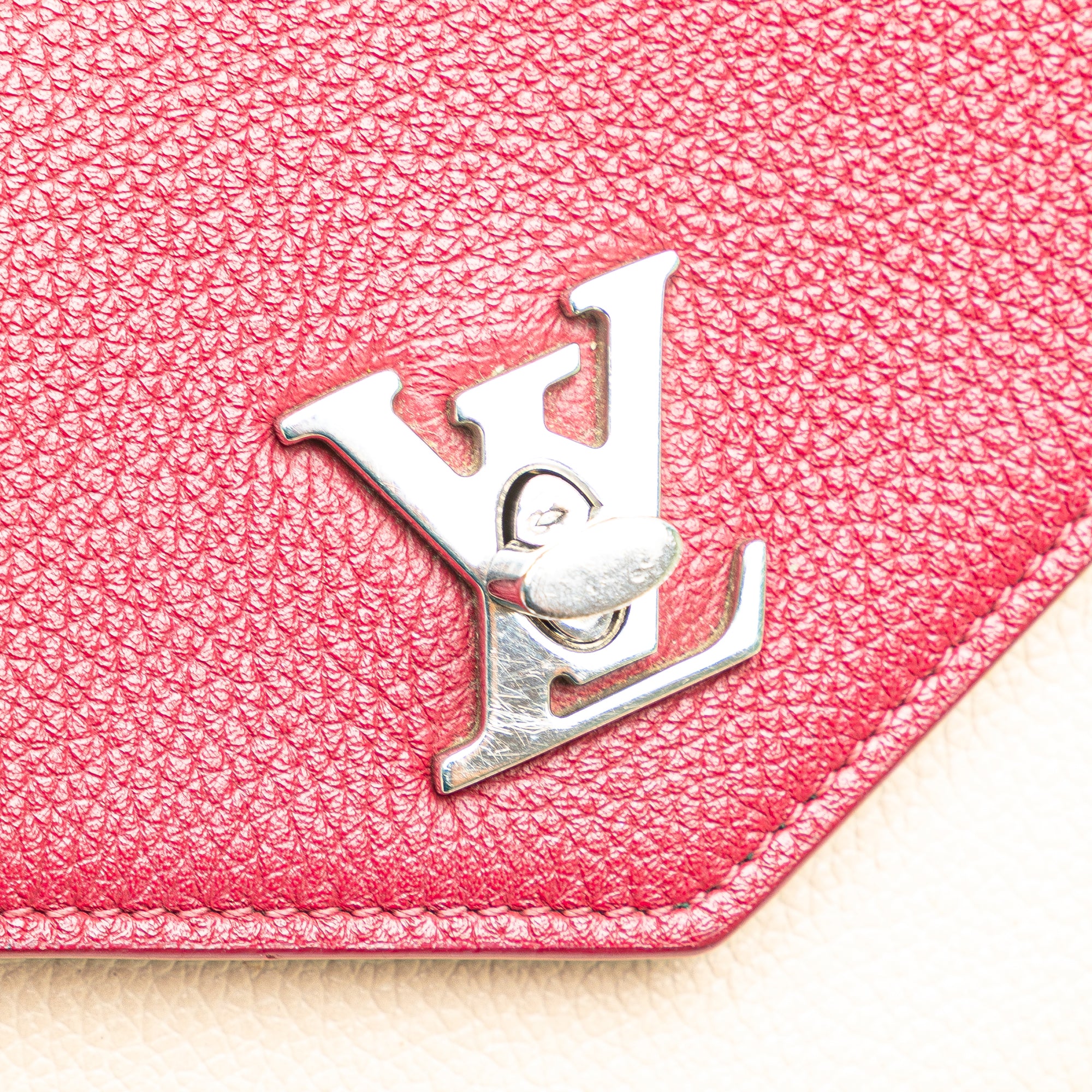 Bicolor Leather MyLockMe Chain Pochette