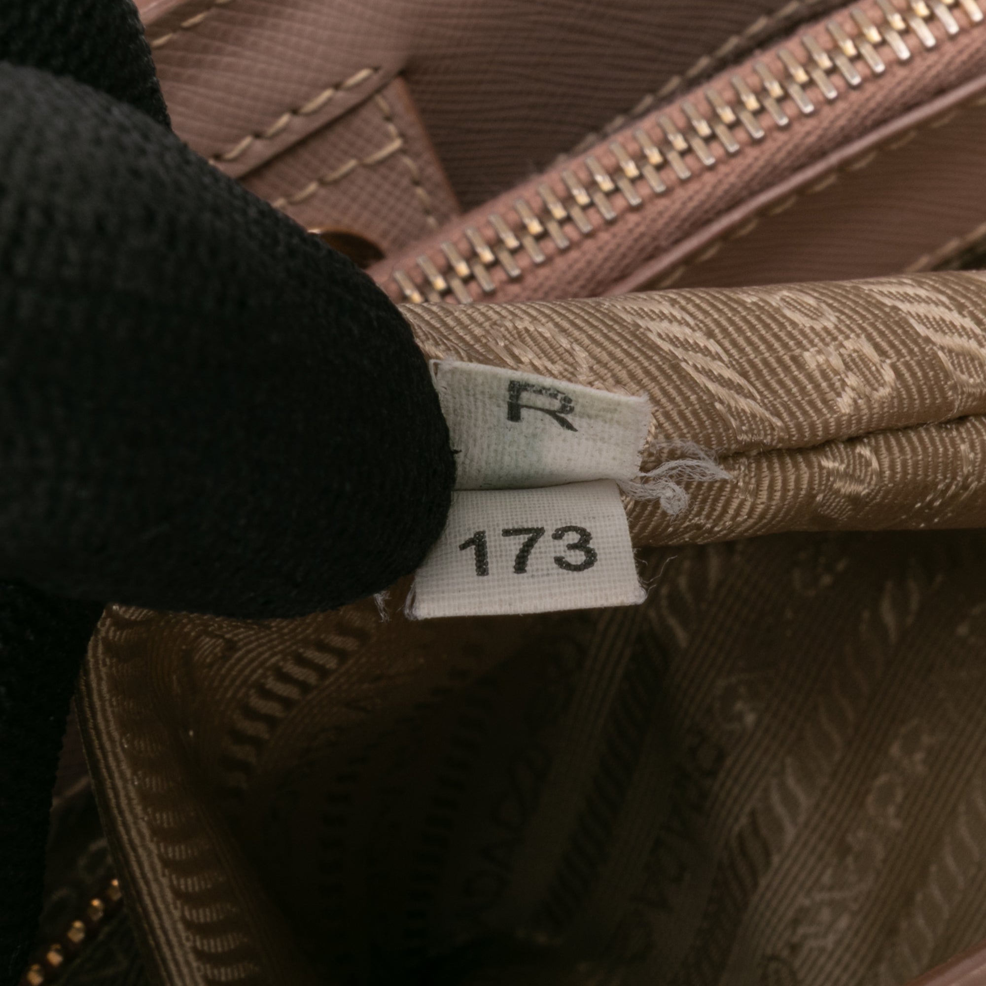 Medium Saffiano Lux Galleria Satchel