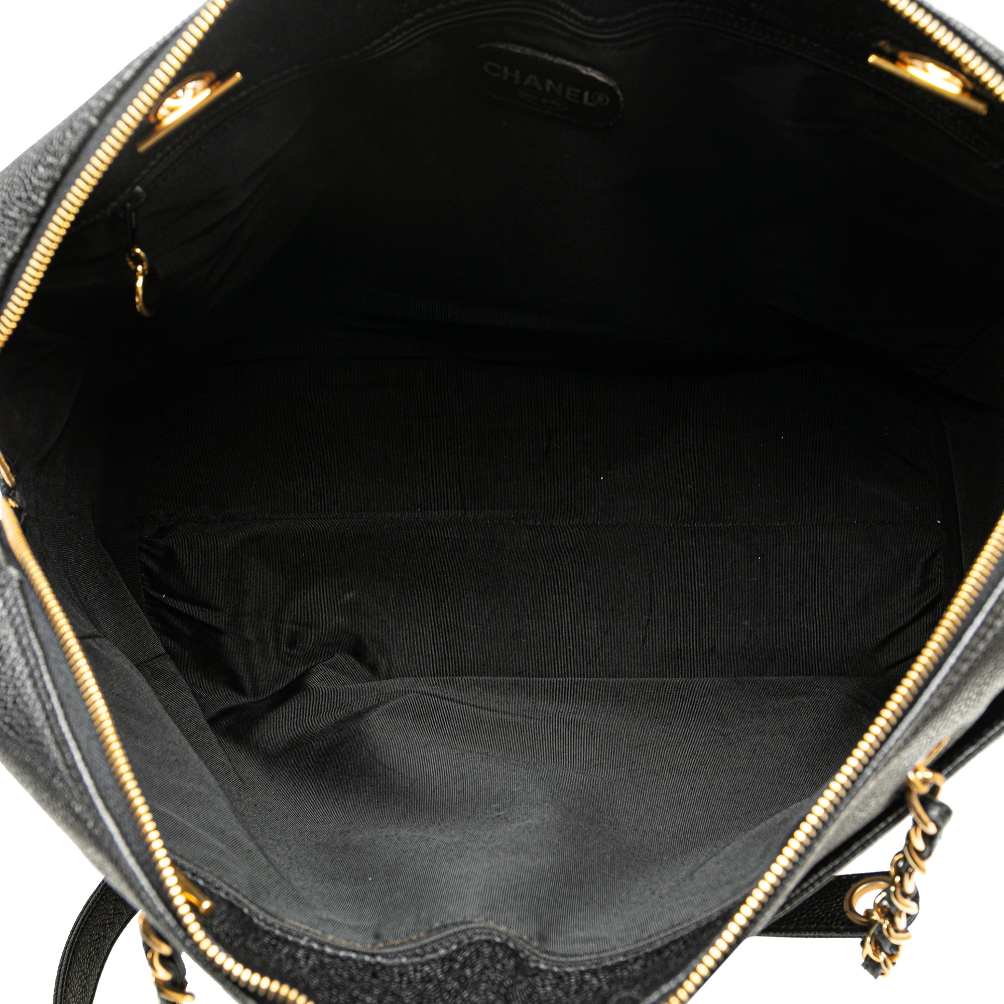 Caviar CC Shoulder Bag