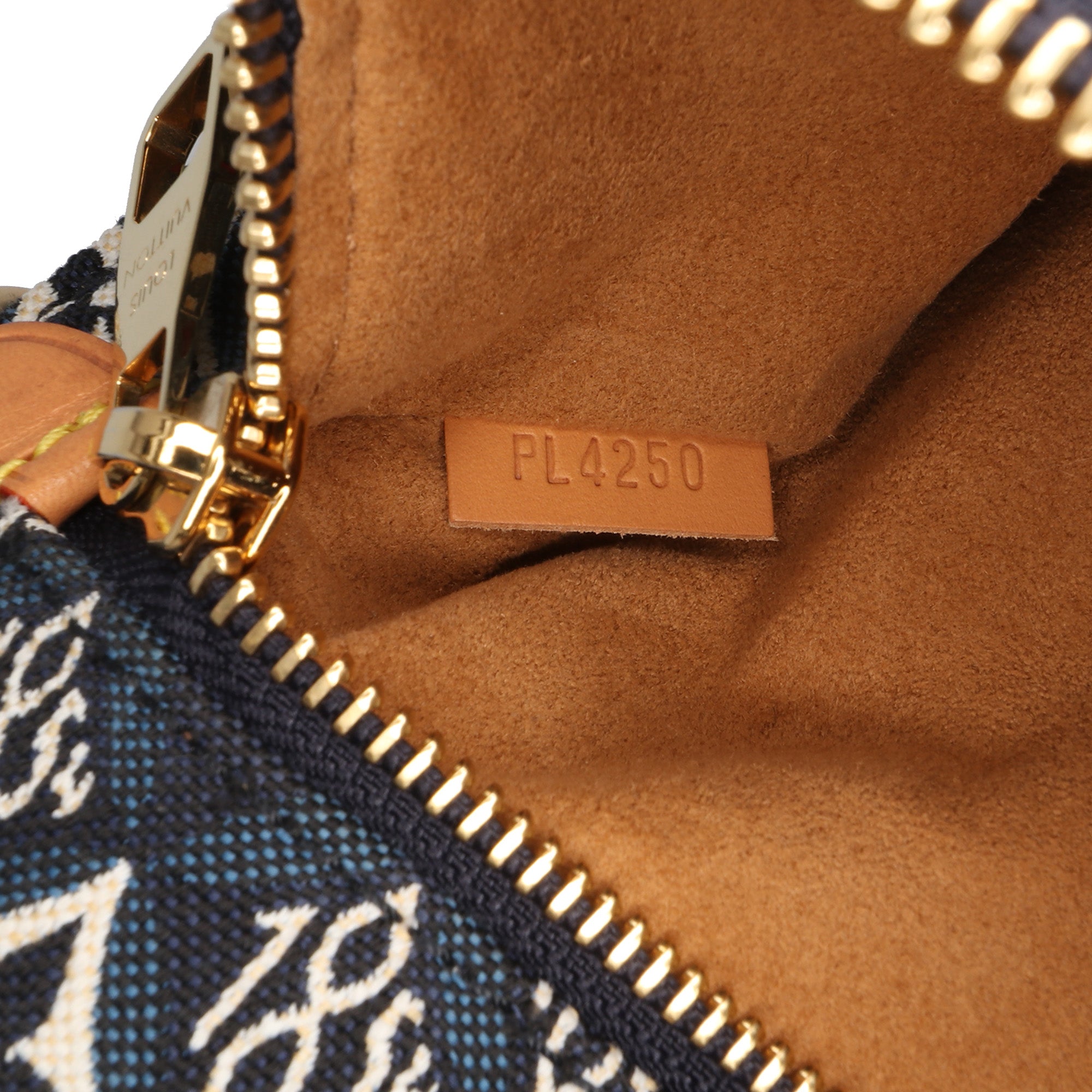 Since 1854 Pochette Metis