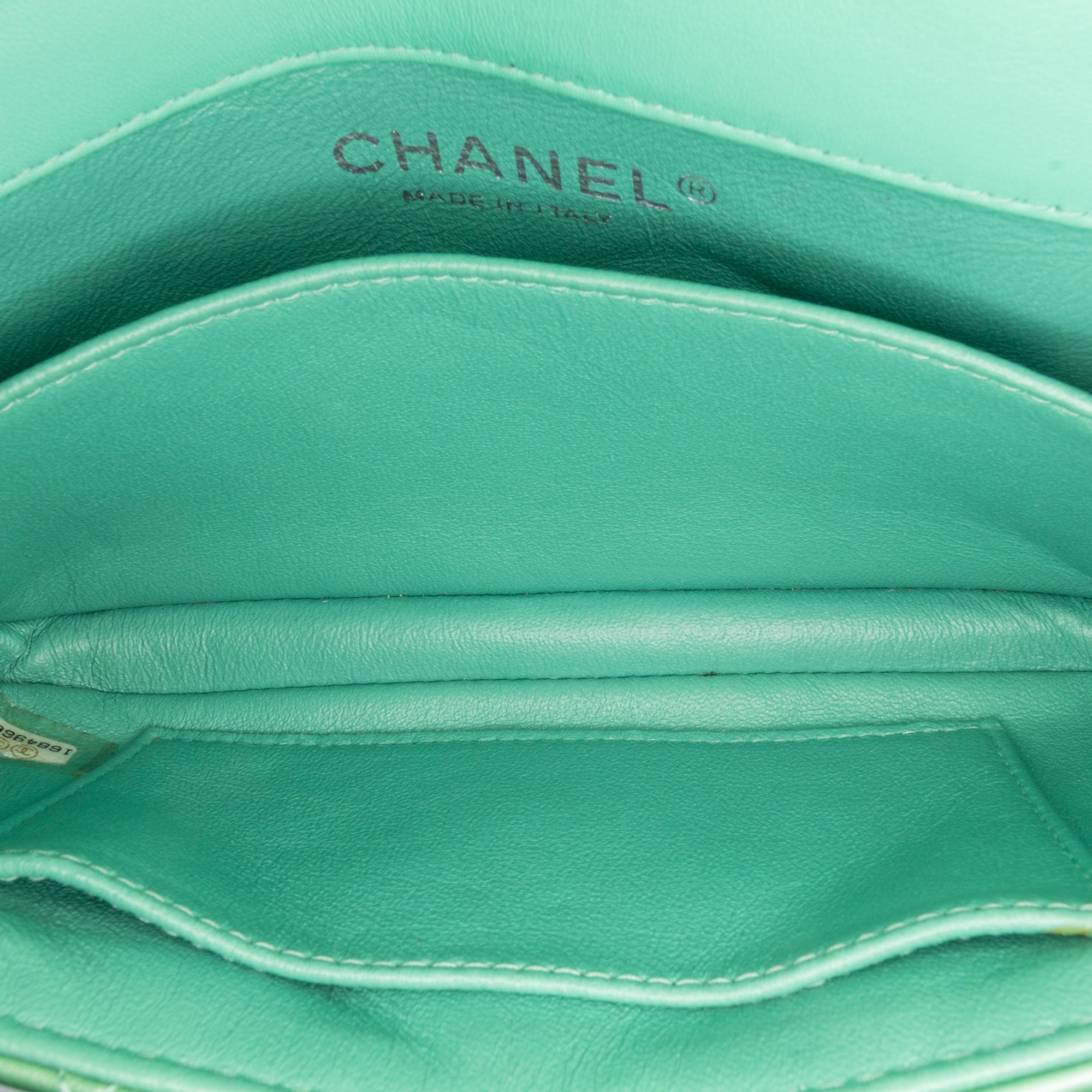 New Mini Classic Patent Single Flap