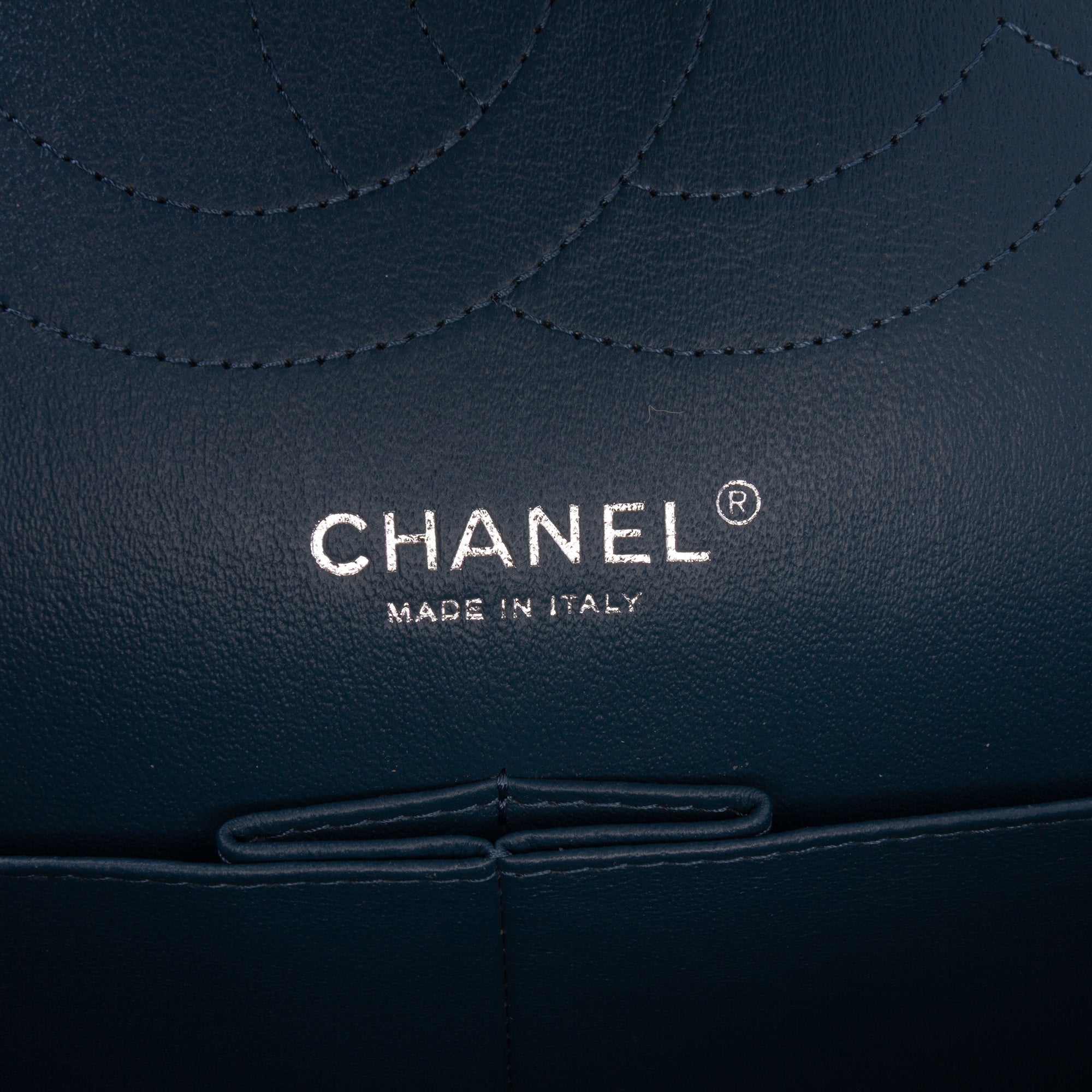 Jumbo Classic Iridescent Caviar Double Flap
