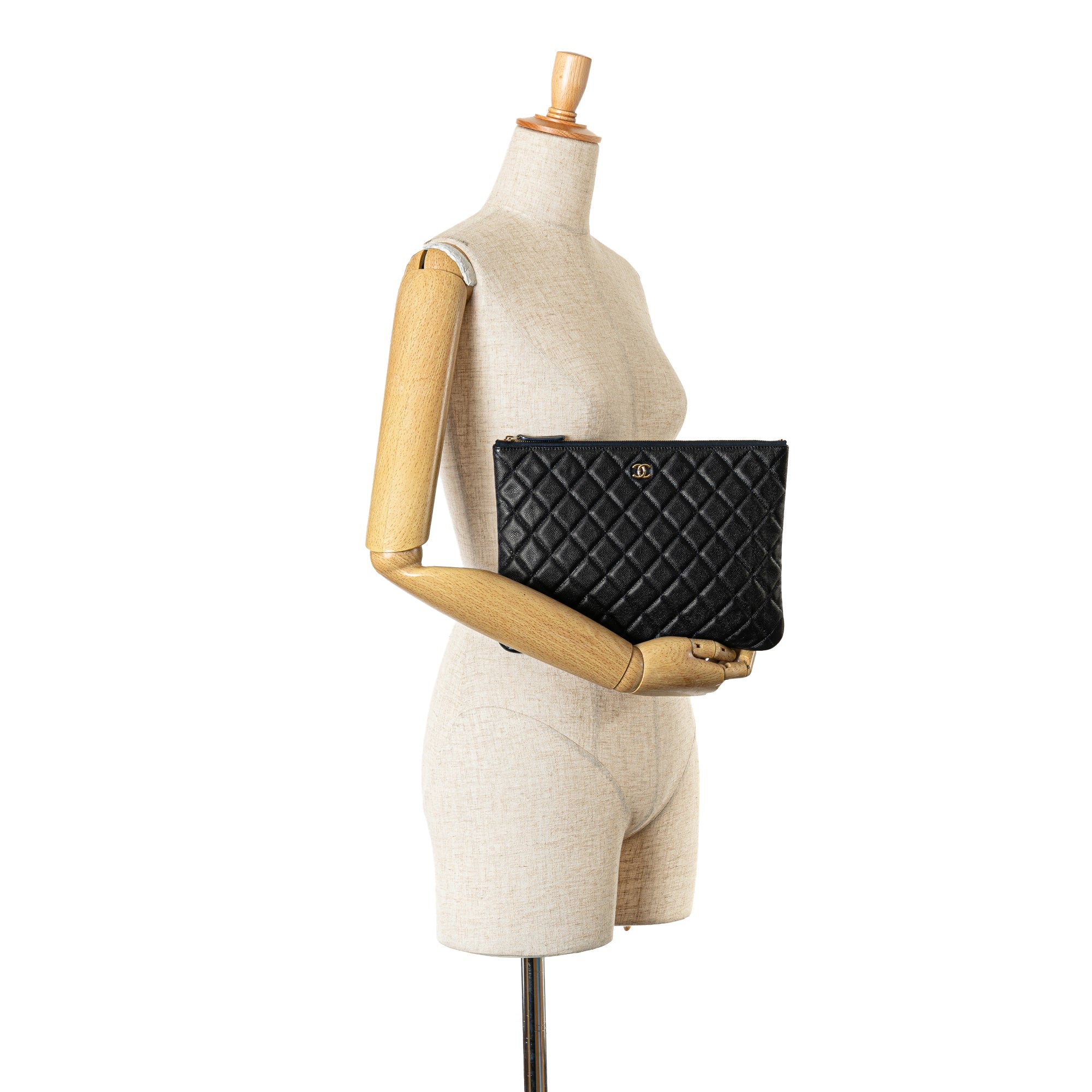 Medium Quilted Caviar O Case Clutch