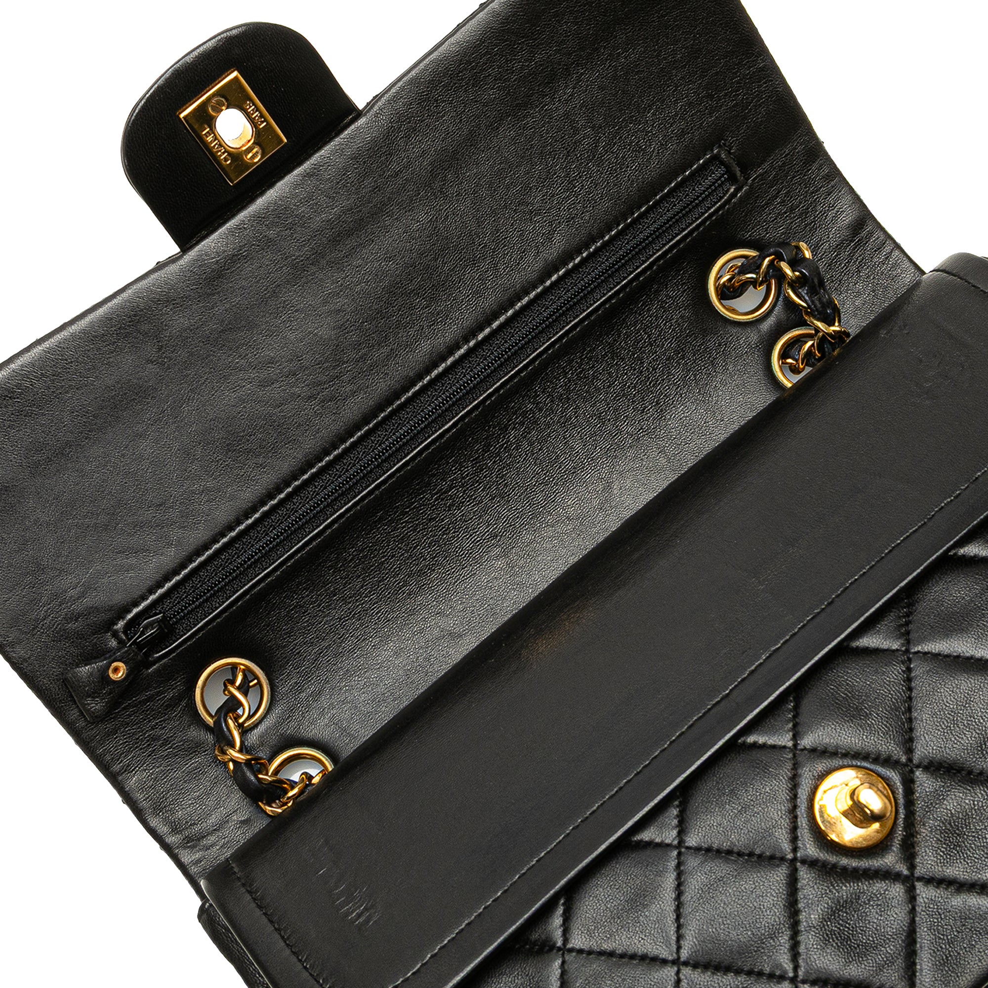 Medium Classic Lambskin Double Flap