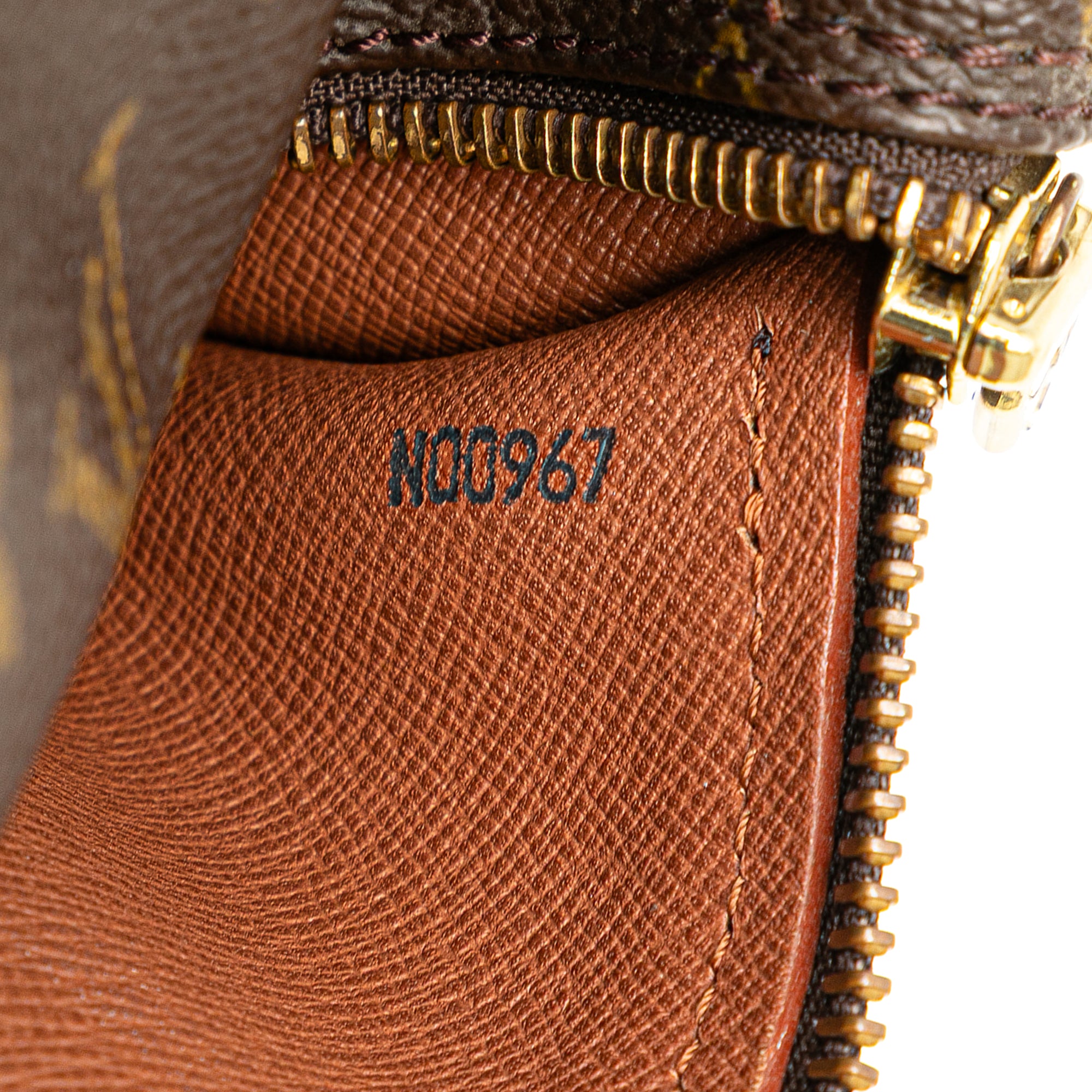 Monogram Papillon 30