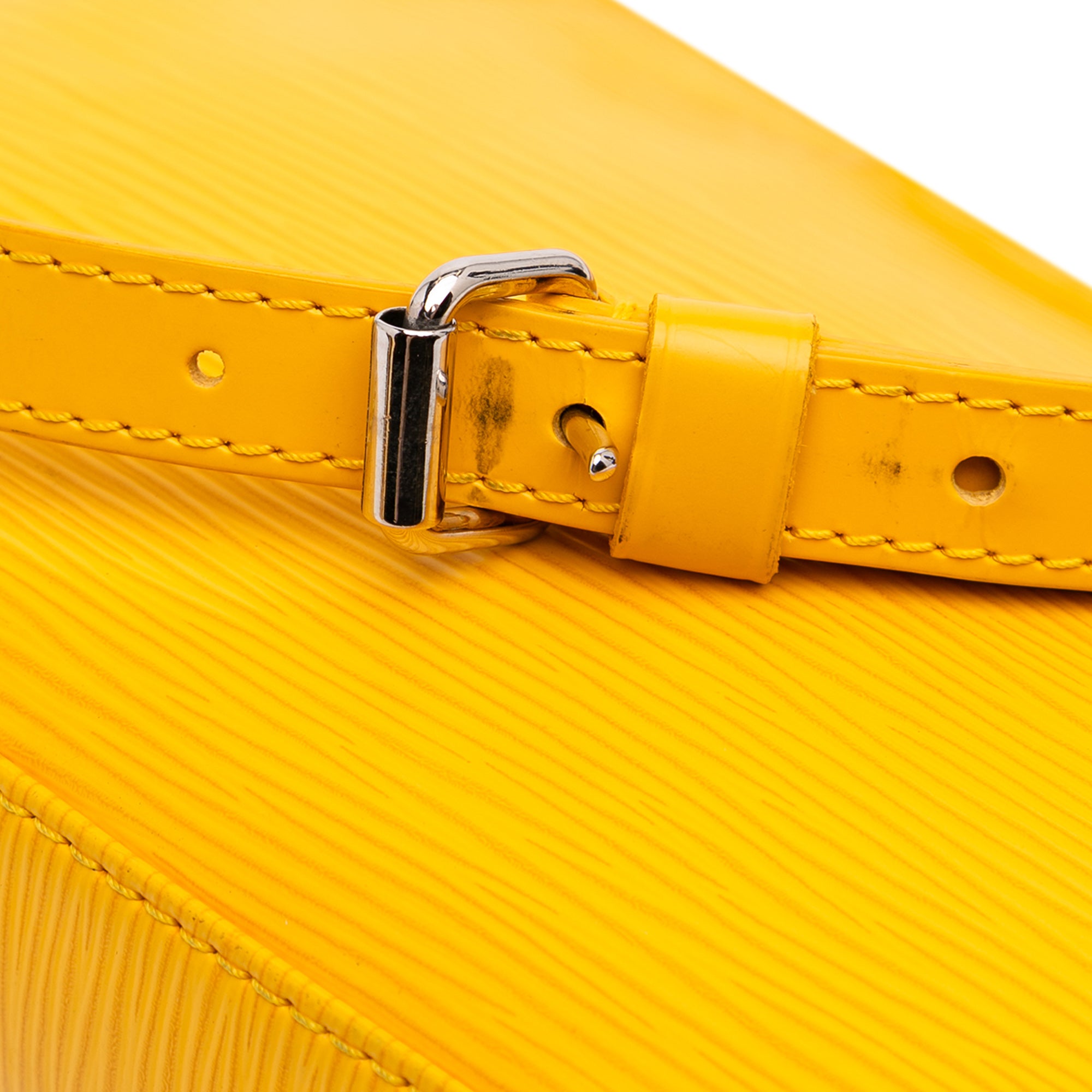 Epi Pochette Accessoires