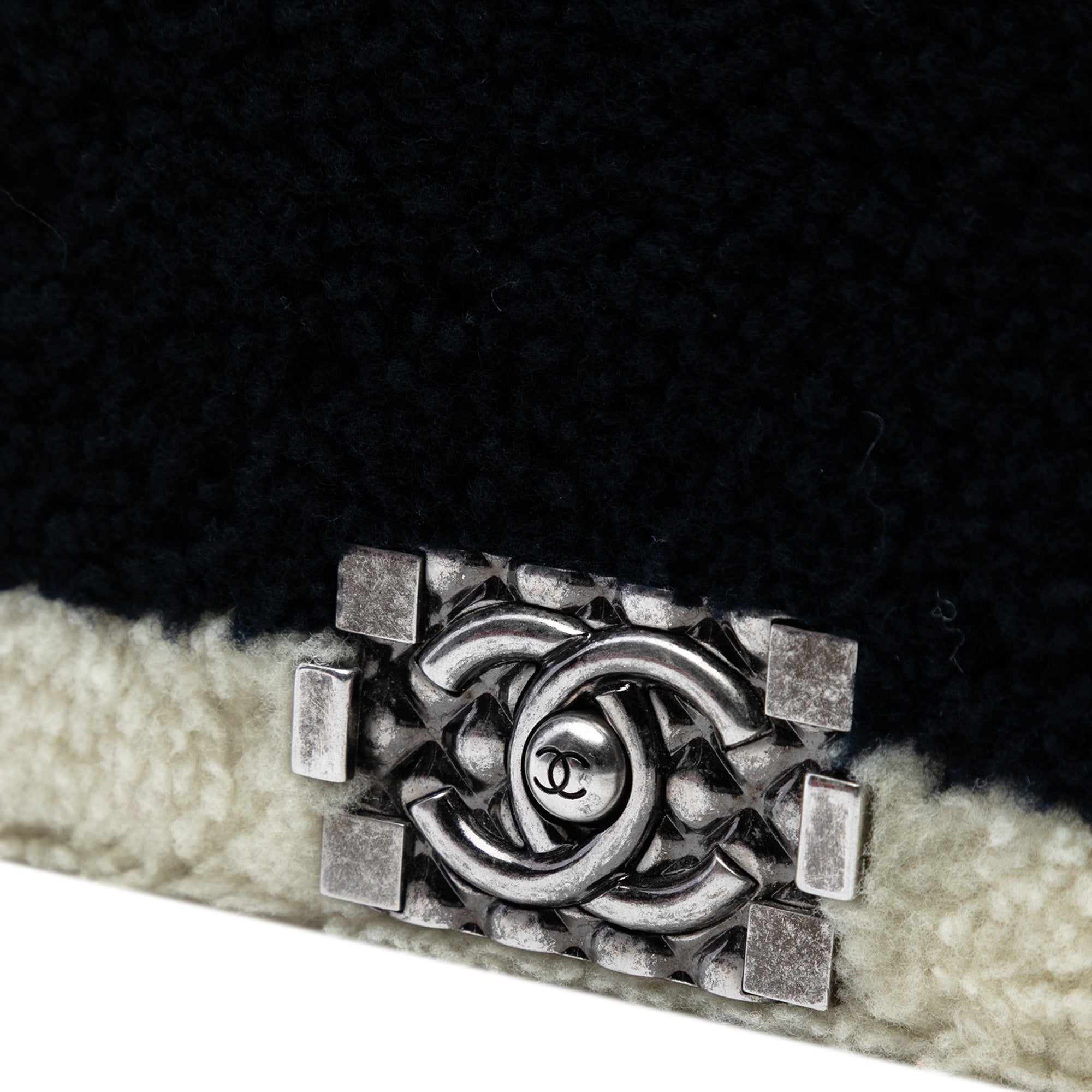 Old Medium Bicolor Shearling Boy Flap