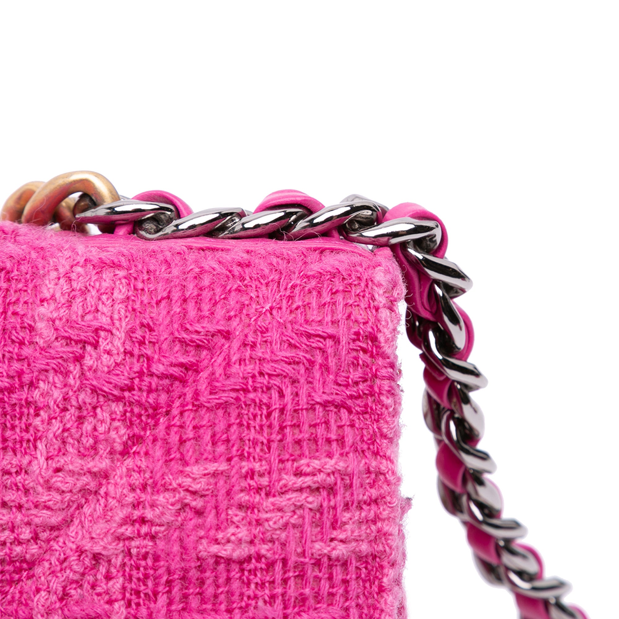Tweed 19 Wallet On Chain
