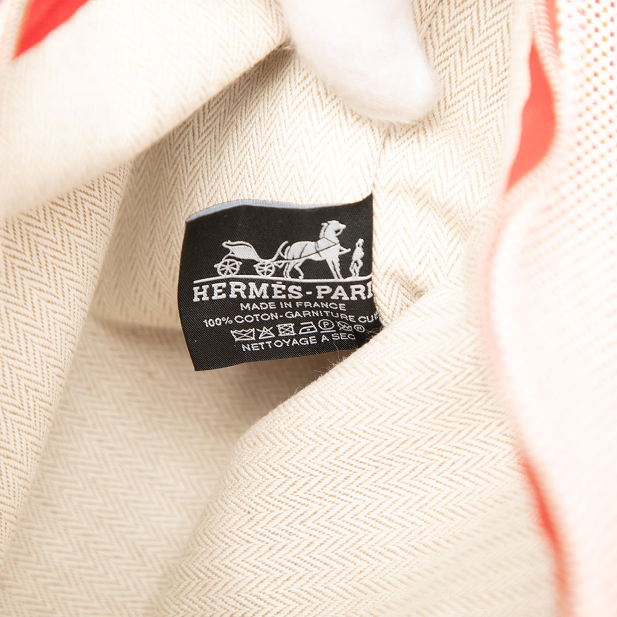 Large H Canvas Faubourg Corner Case