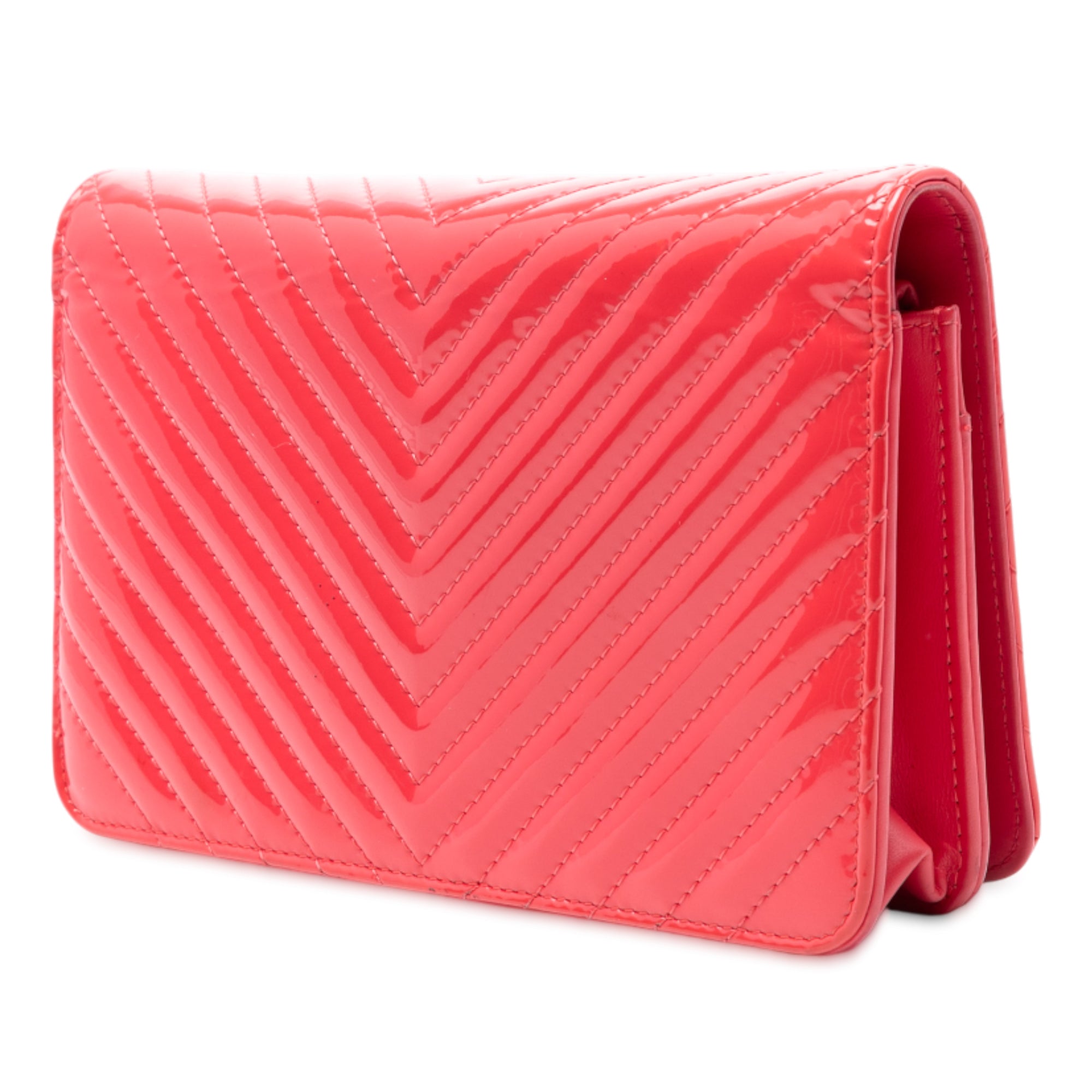 CC Patent Diamond Quilted Wallet On Chain