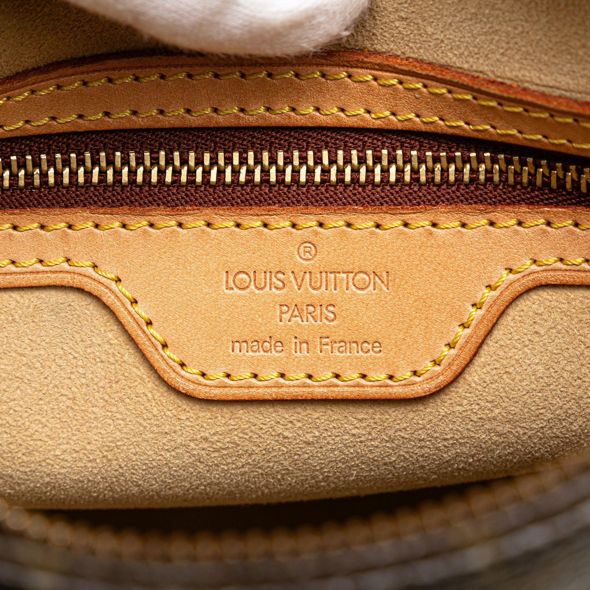 Monogram Looping MM