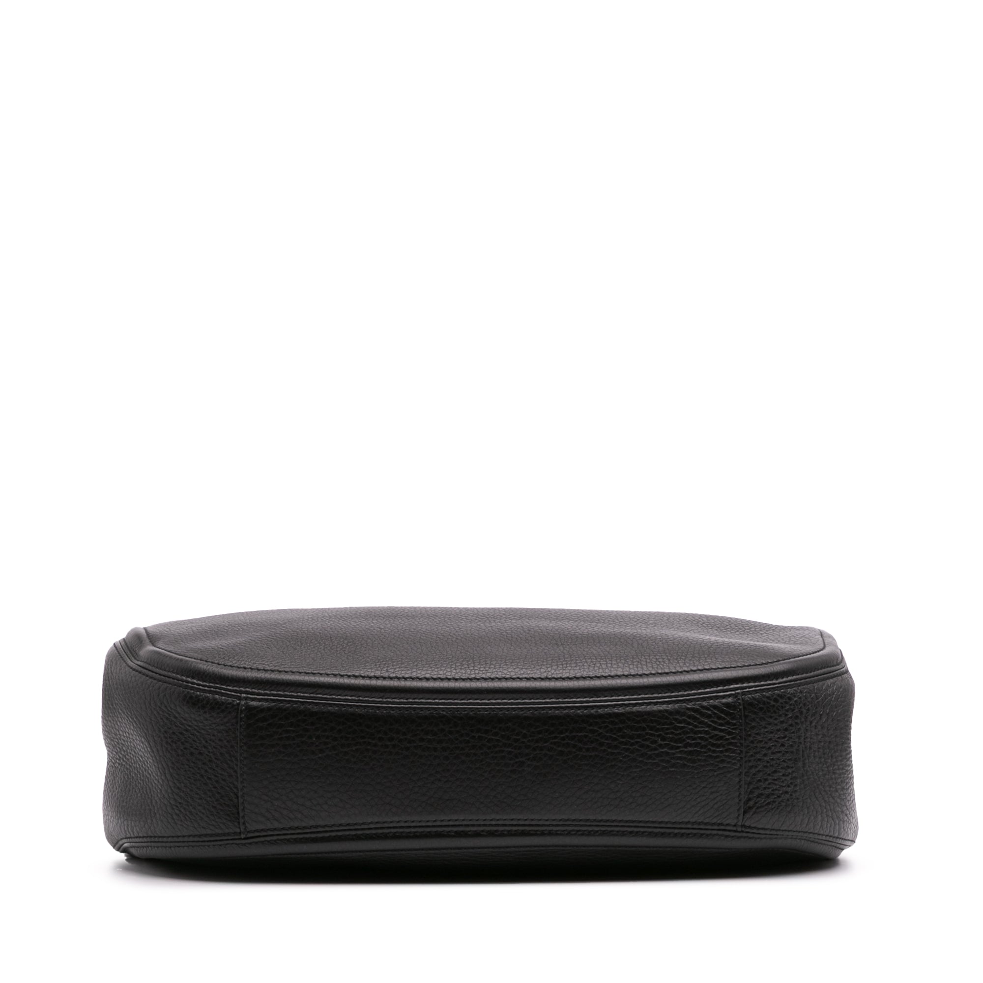 Leather Vlogo Gate Shoulder Bag