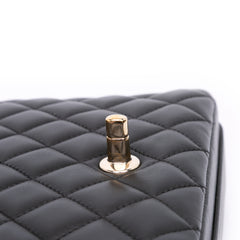 Quilted Calfskin Bolero de Chanel Flap