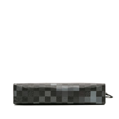Damier Graphite Pixel Pochette Voyage MM