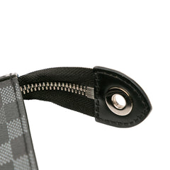 Damier Graphite Pixel Pochette Voyage MM