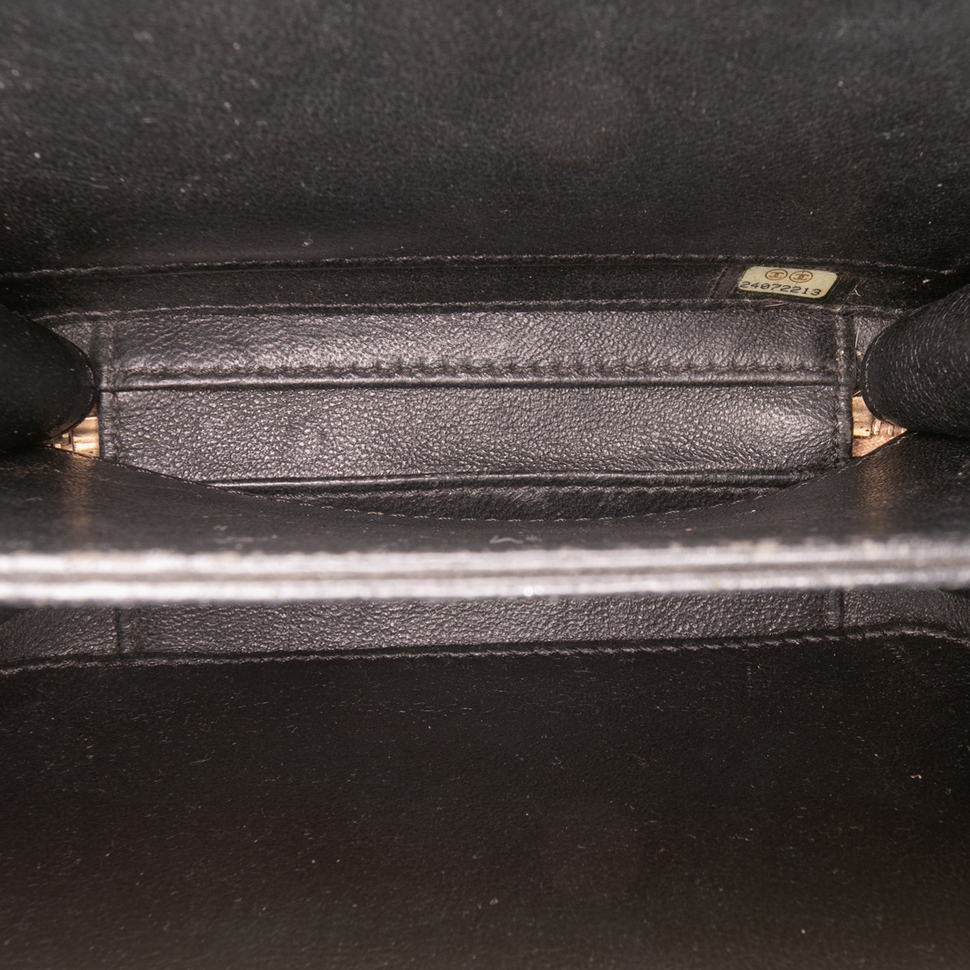 Small Caviar CC Filigree Vanity Case