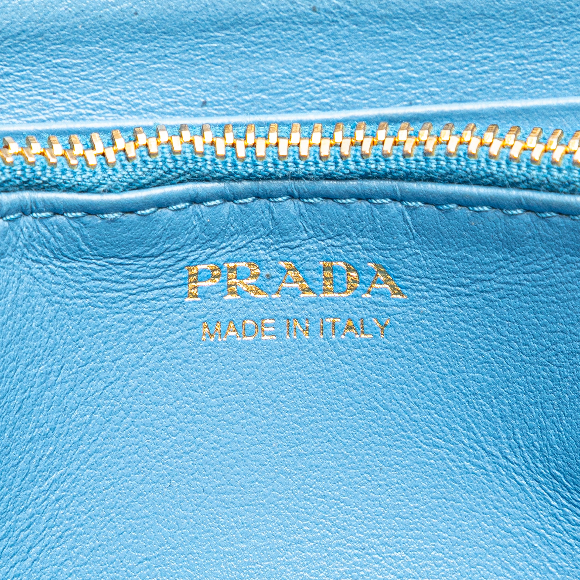 Vitello Daino Zip Around Long Wallet