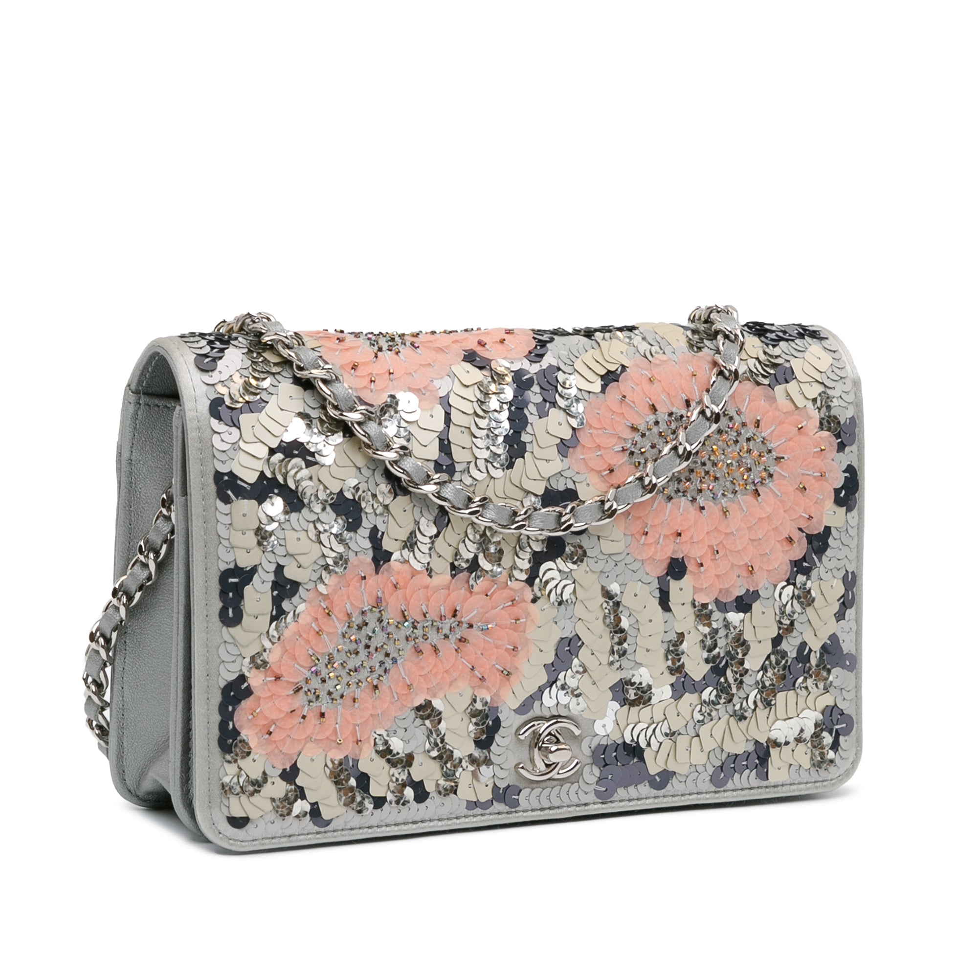 Flower Sequins Wallet On Chain_1