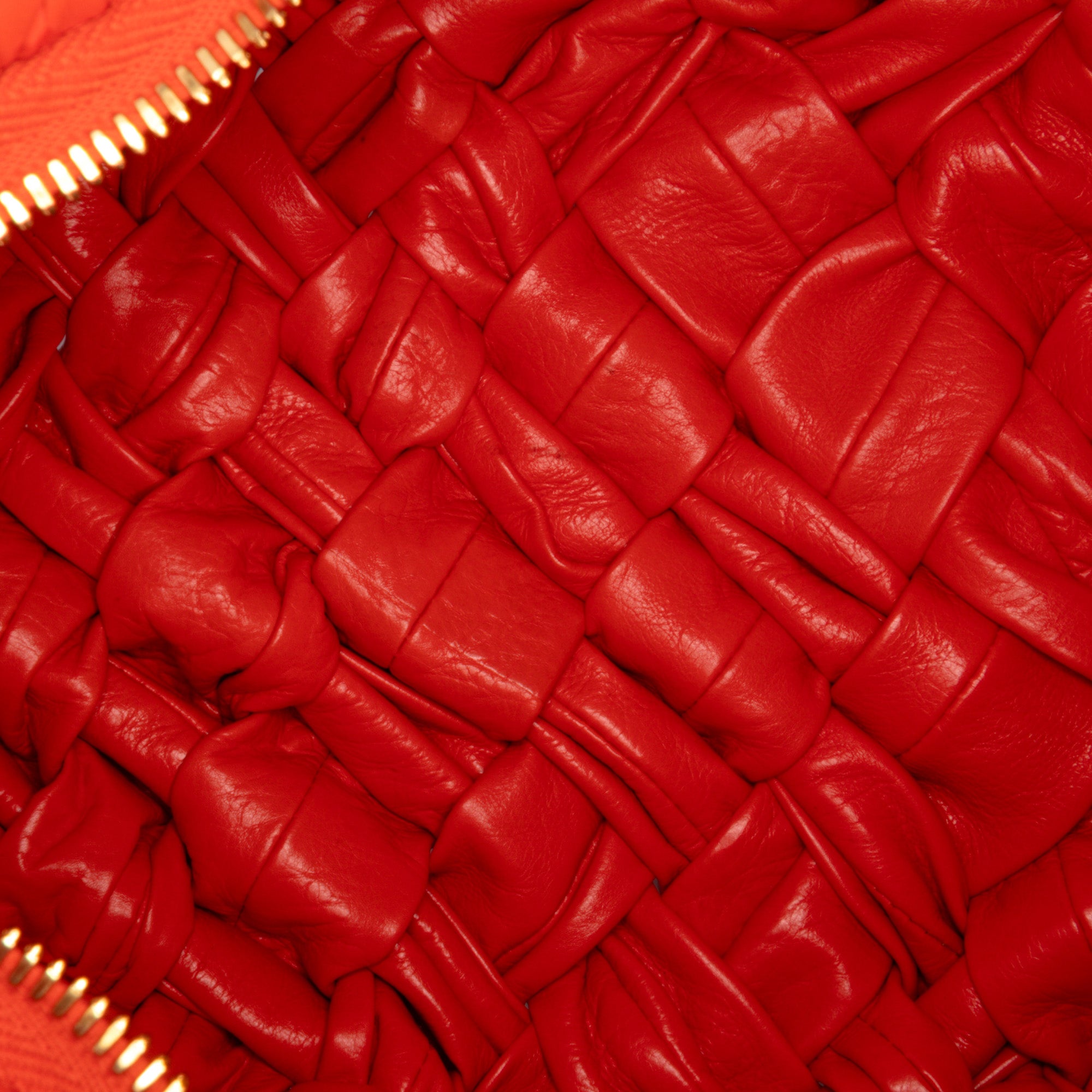 Foulard Intrecciato Calfskin Banana Hobo