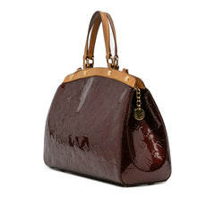 Monogram Vernis Brea MM