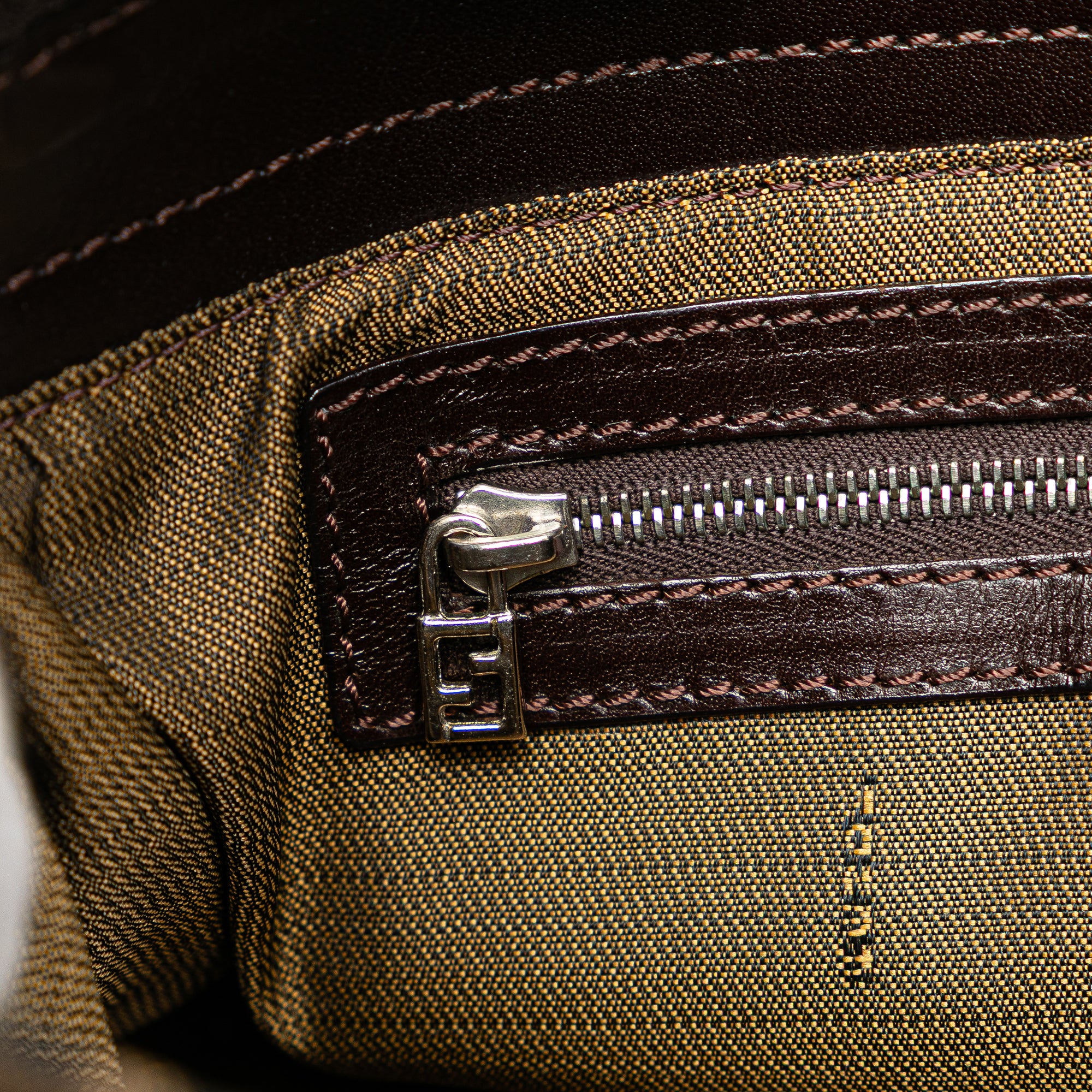 Zucca Canvas Shoulder Bag