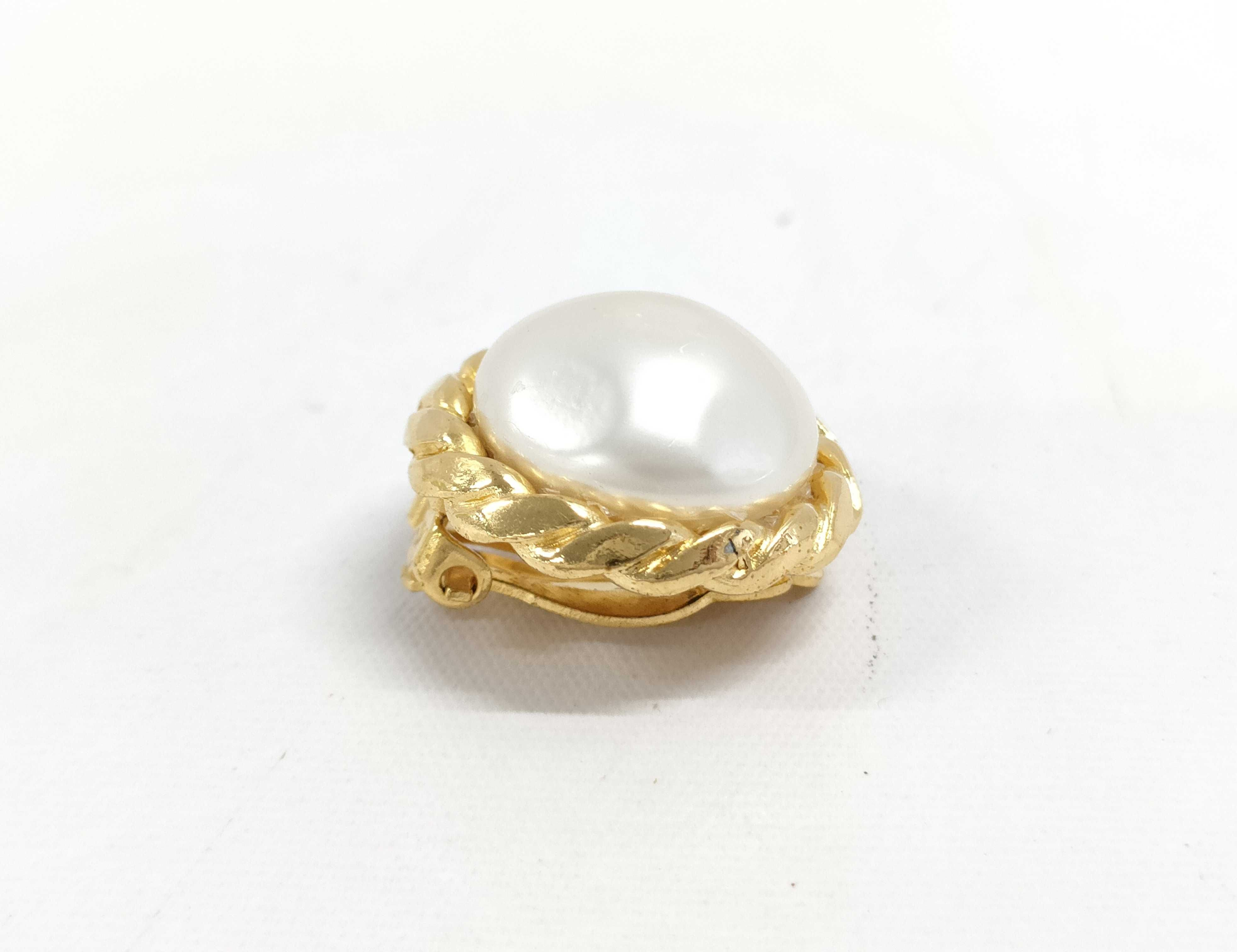 Chanel Vintage Round Clip-On Earrings Metal with Faux Pearl