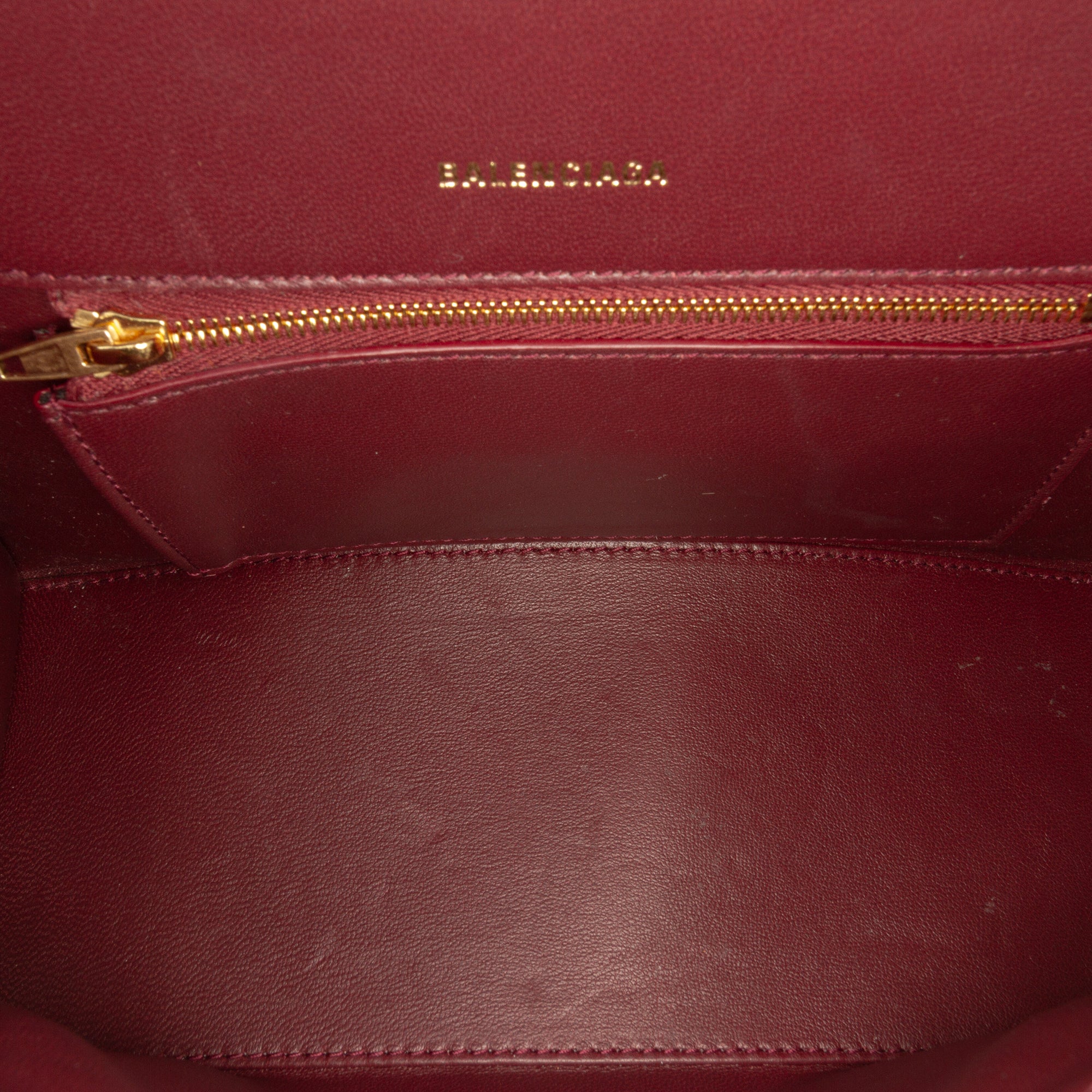Small Lizard Embossed Calfskin Hourglass Top Handle Bag