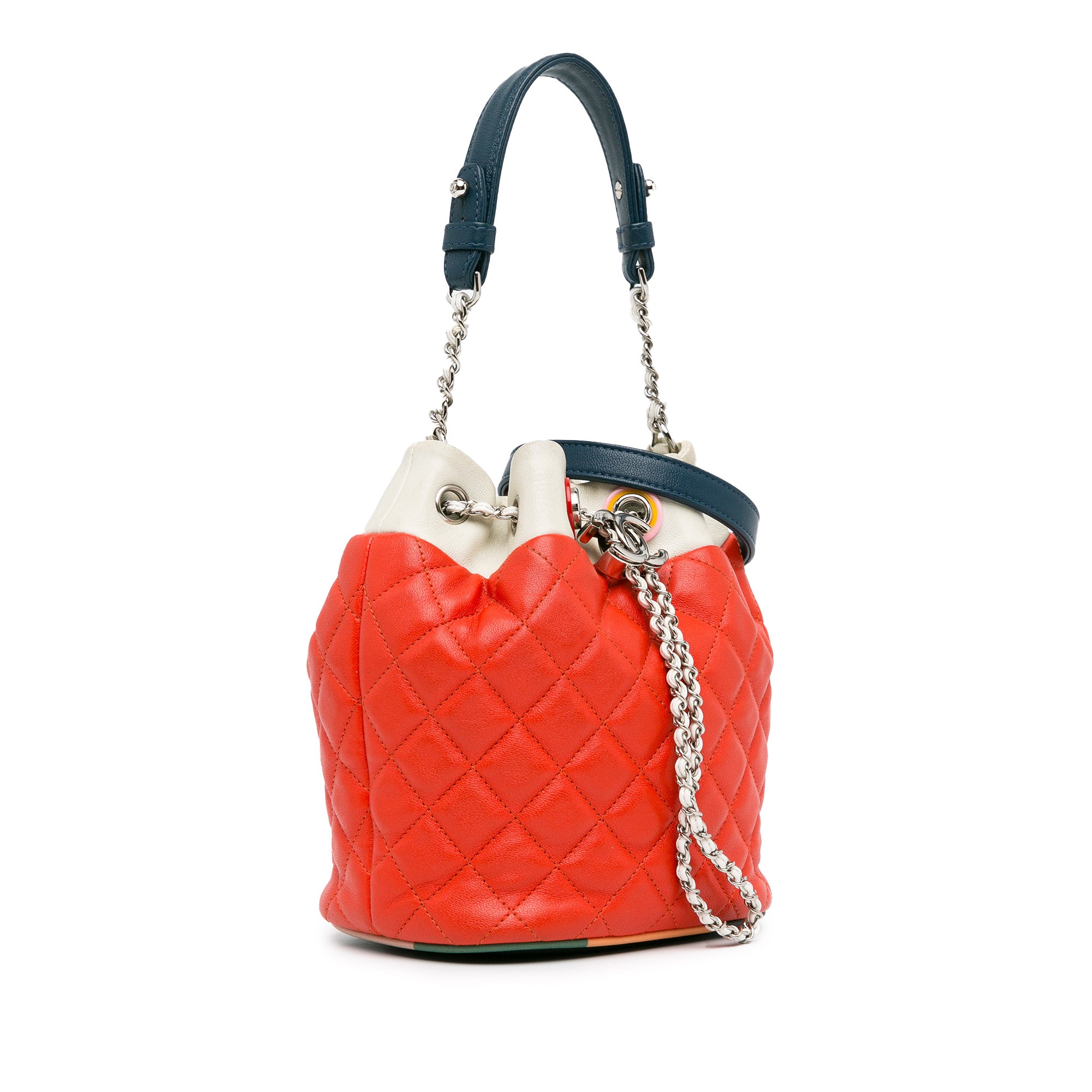 CC Quilted Lambskin Cuba Drawstring Bucket_1