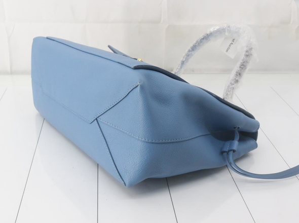 Louis Vuitton Lockme Handbag Leather