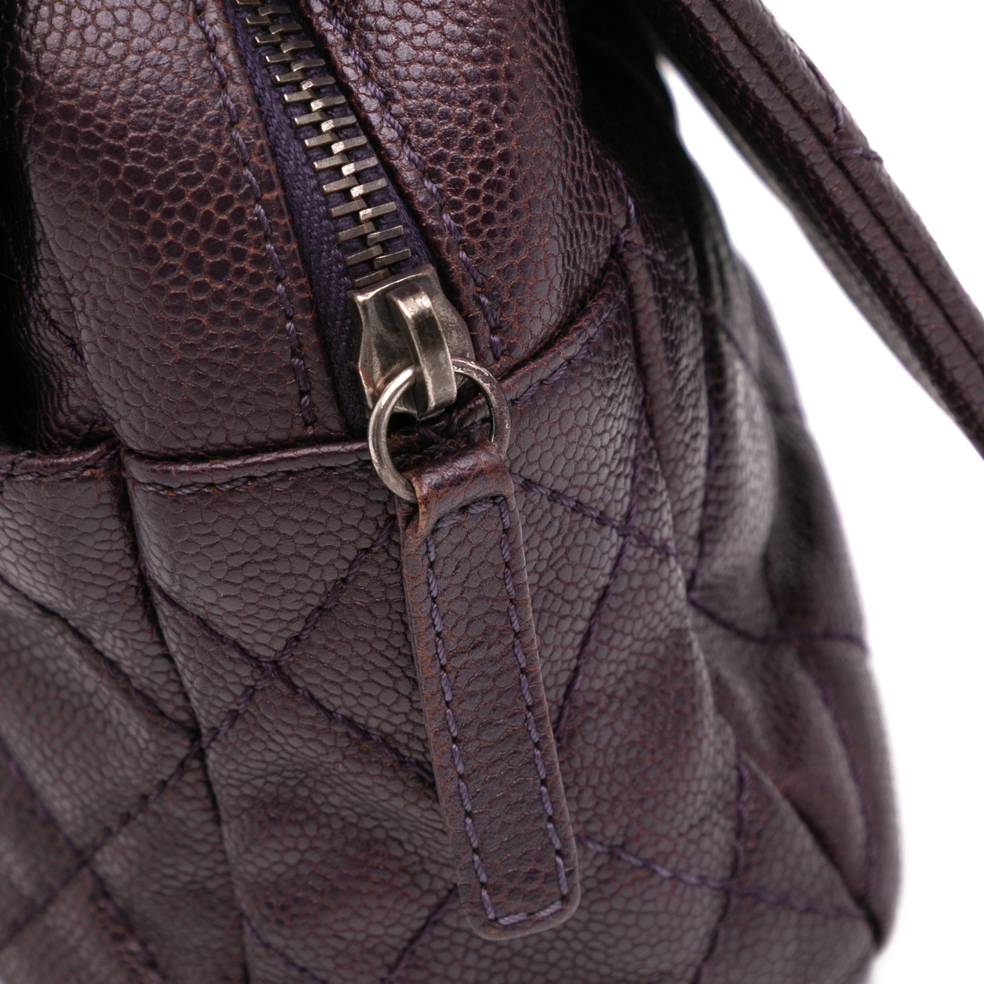 Jumbo Quilted Iridescent Caviar Easy Flap