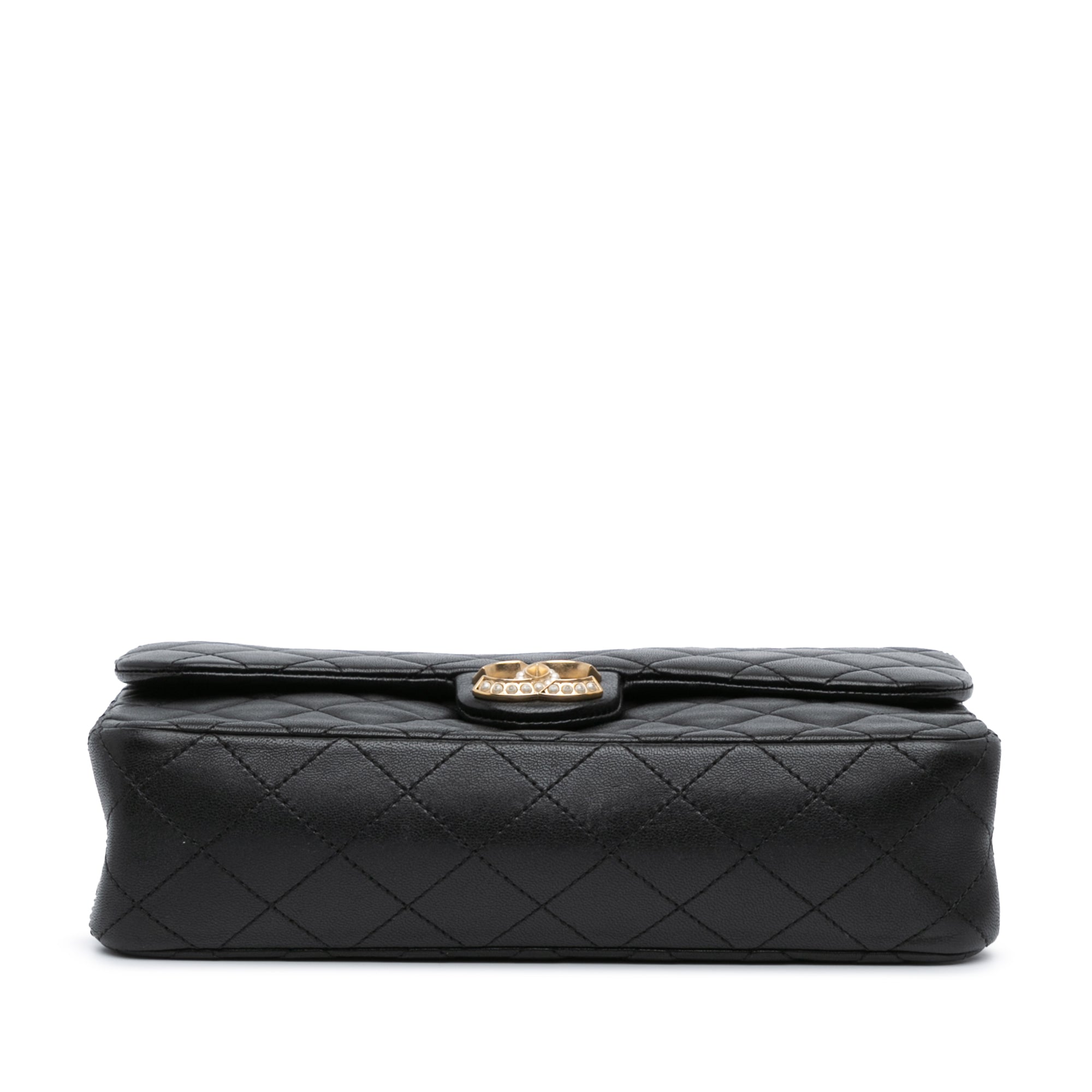 CC Quilted Lambskin Westminster Pearl Flap