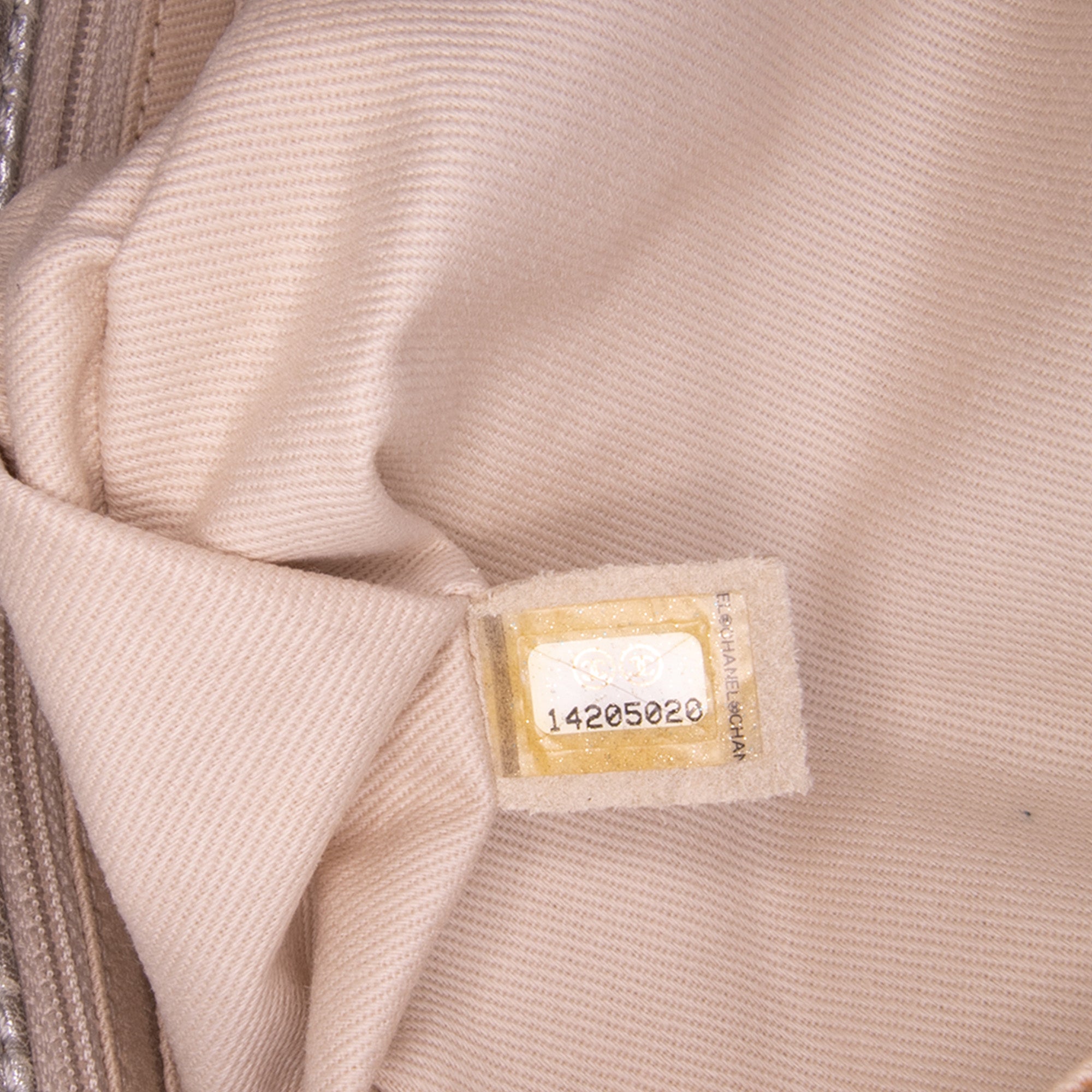 Quilted Aged Calfskin On The Rocks Flap