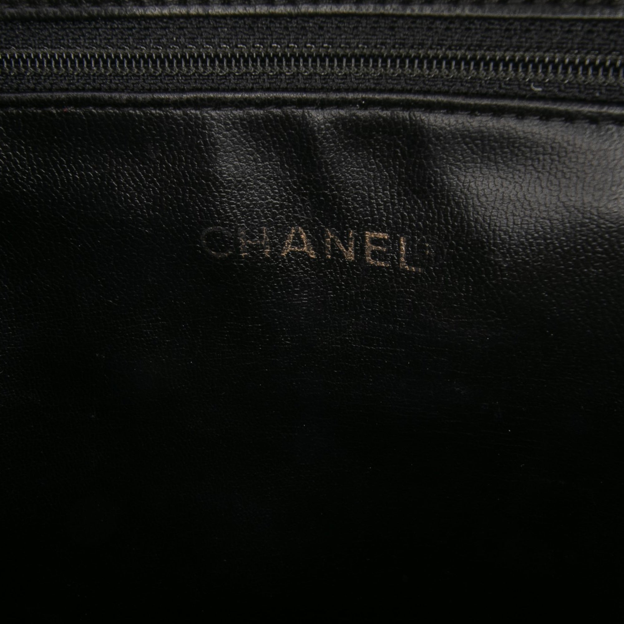 Caviar Front Pocket Chain Tote