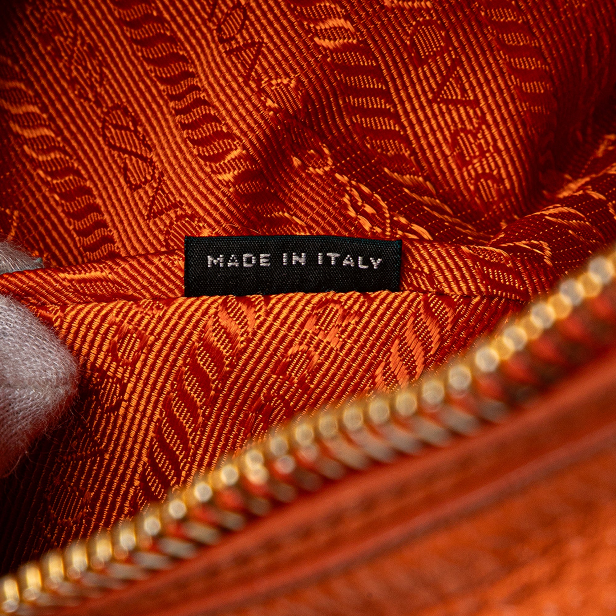 Vitello Daino Zip Top Convertible Tote