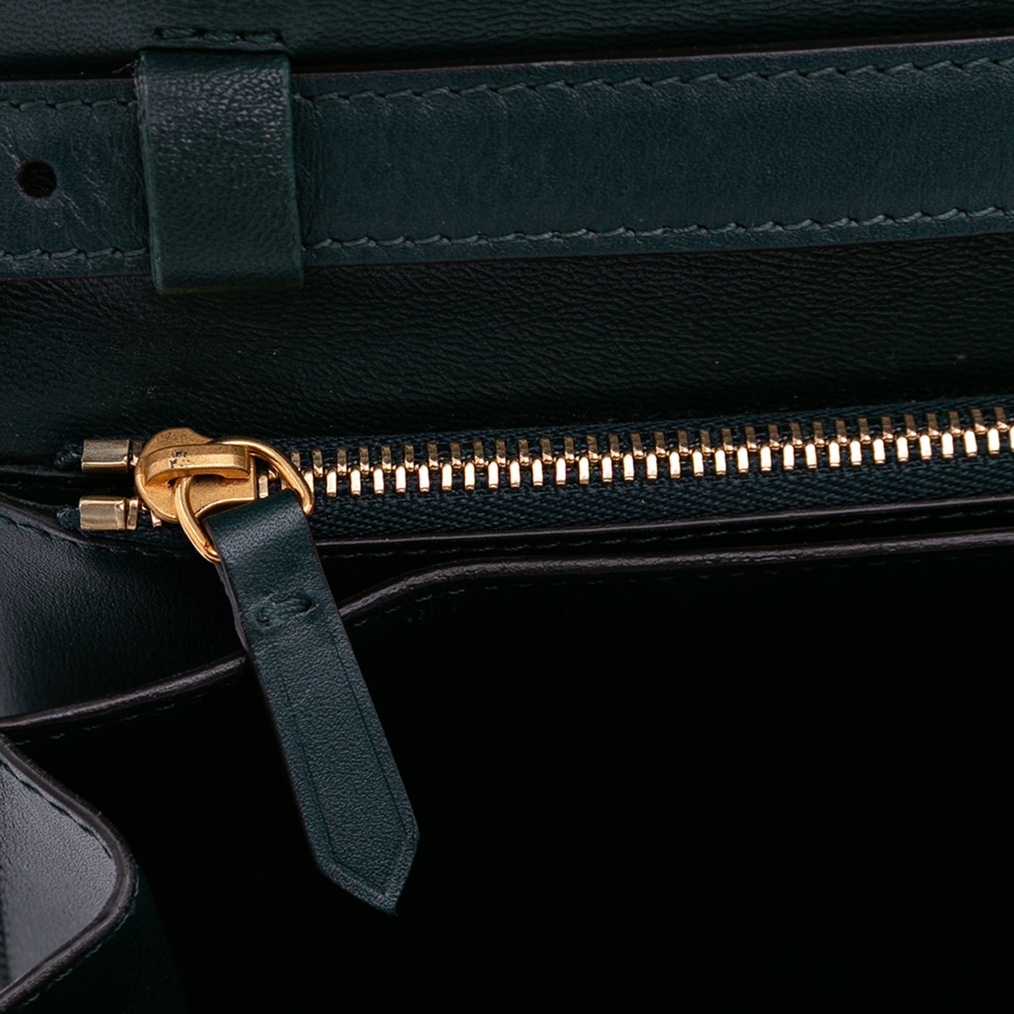 Medium Calfskin Classic Box