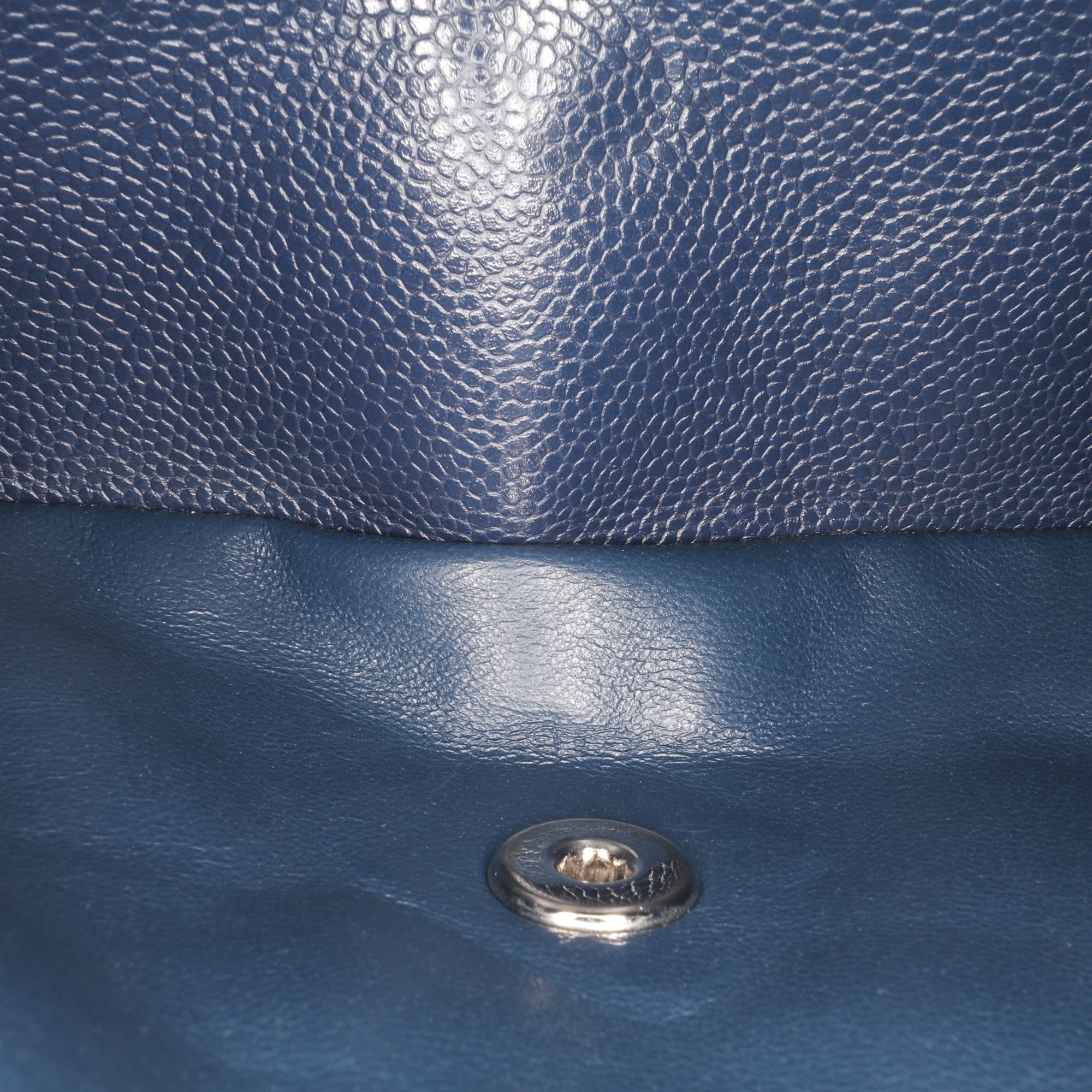 Jumbo Classic Caviar Double Flap