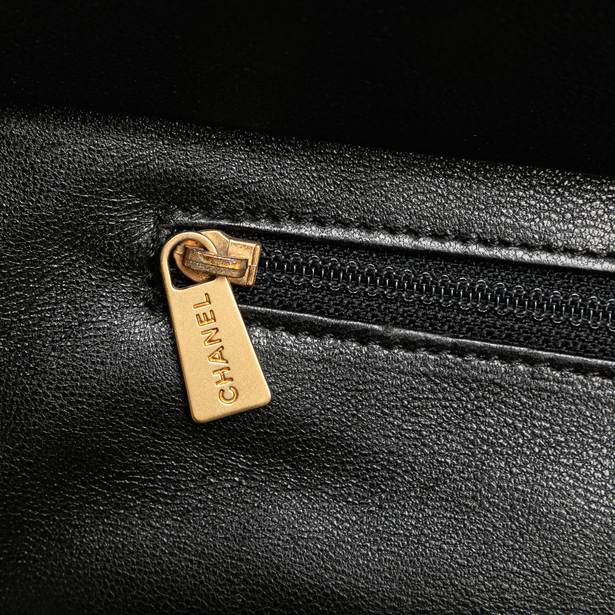 Grand Quilted Caviar Timeless Shopping Tote