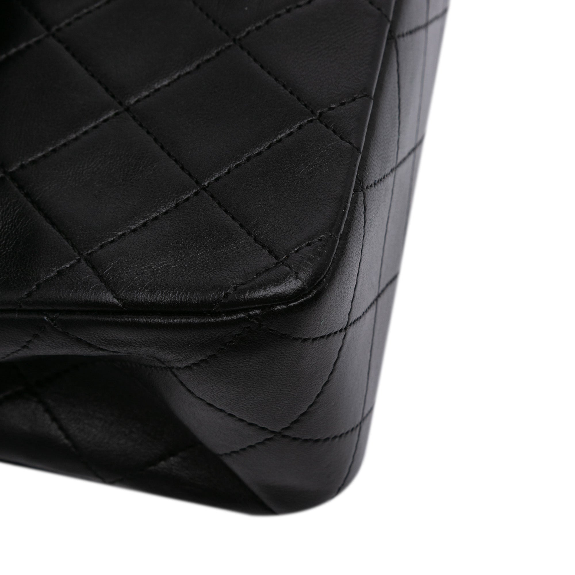 Medium Classic Lambskin Double Flap