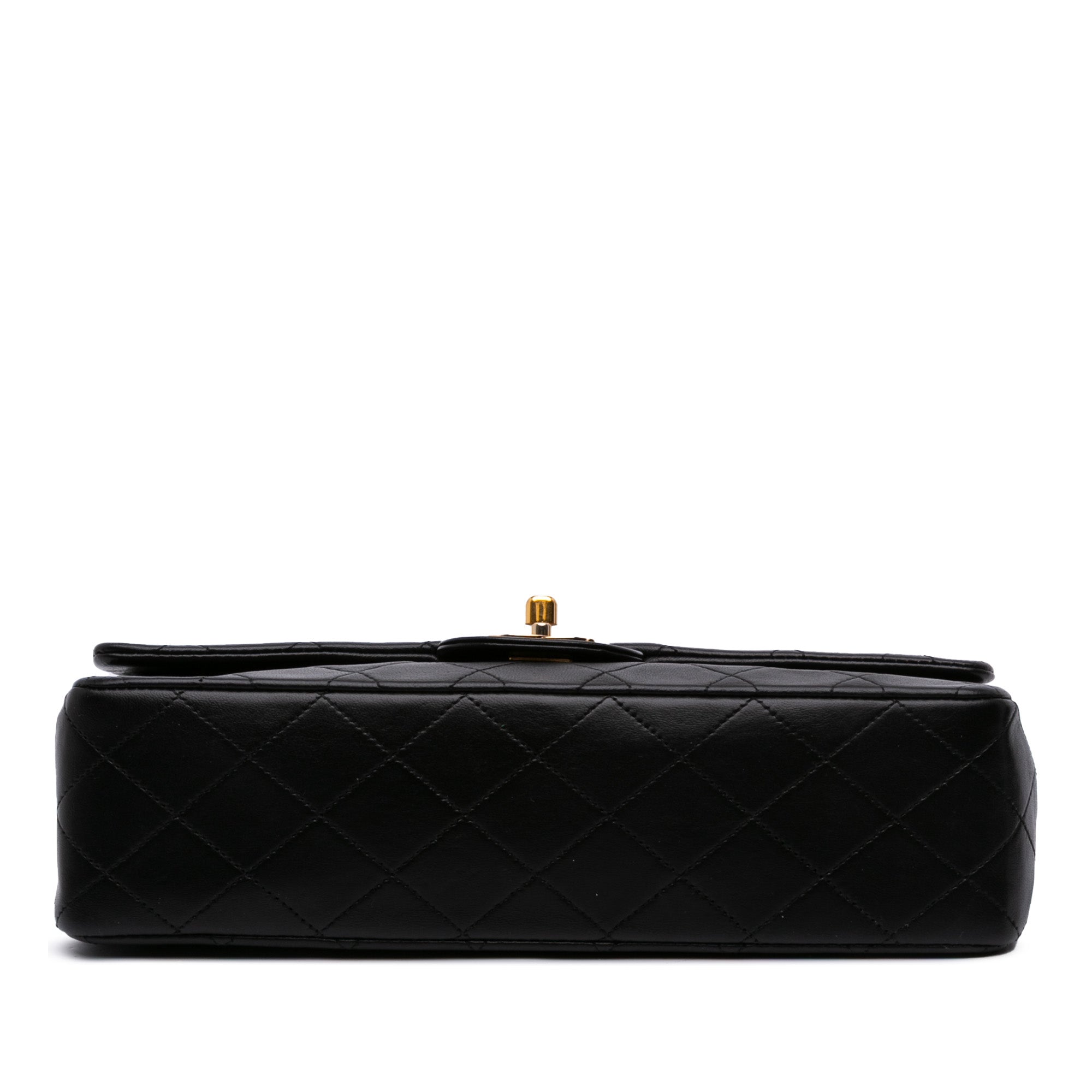 Medium Classic Lambskin Double Flap